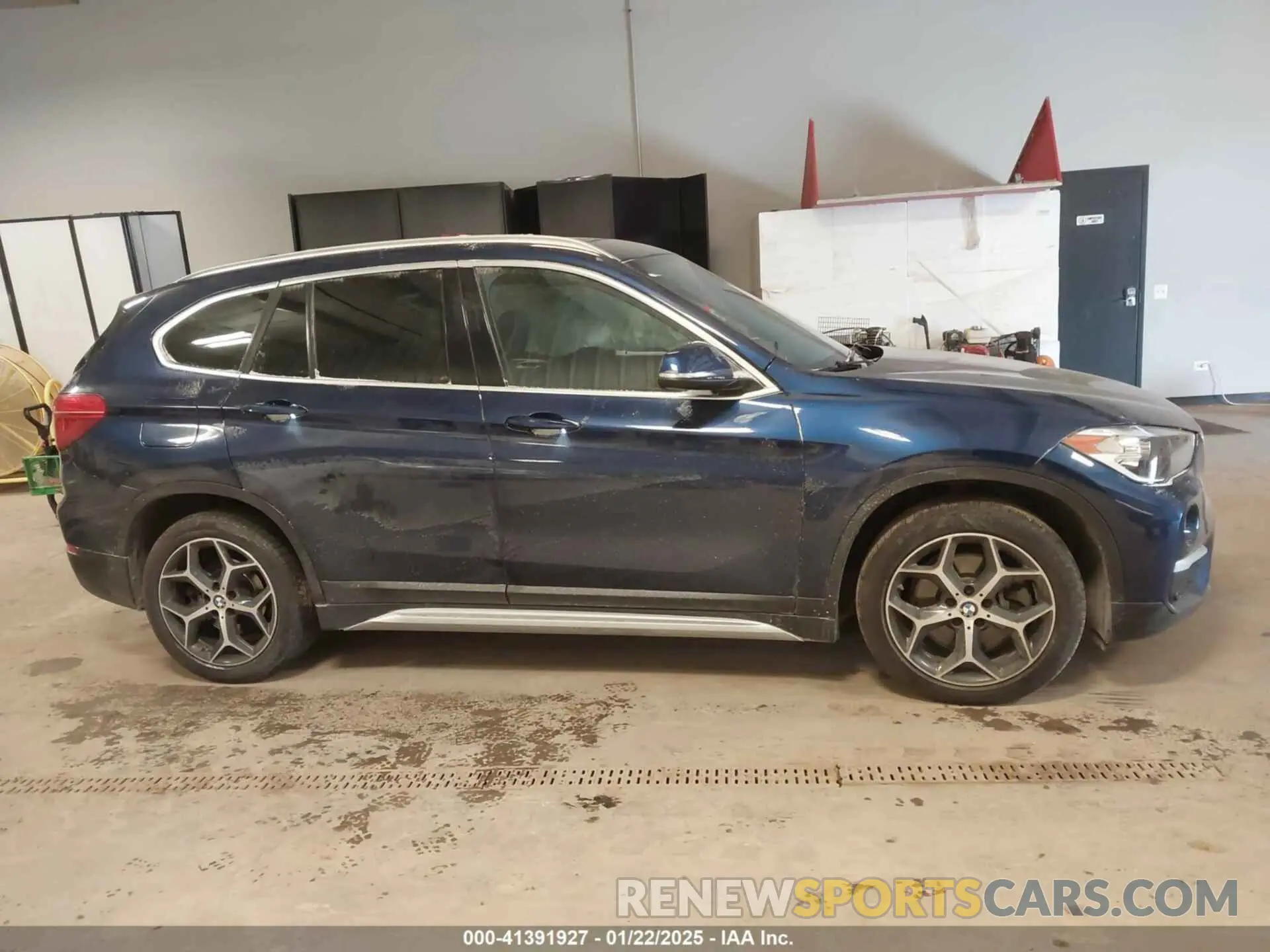 14 Photograph of a damaged car WBXHT3C54K5L36472 BMW X1 2019
