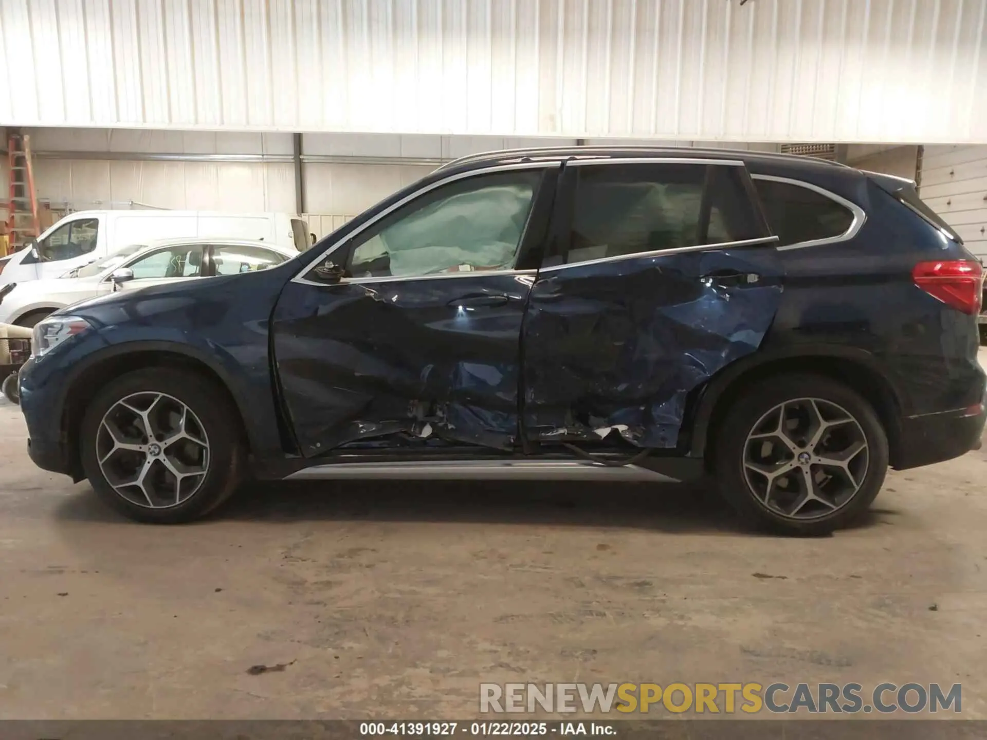 15 Photograph of a damaged car WBXHT3C54K5L36472 BMW X1 2019