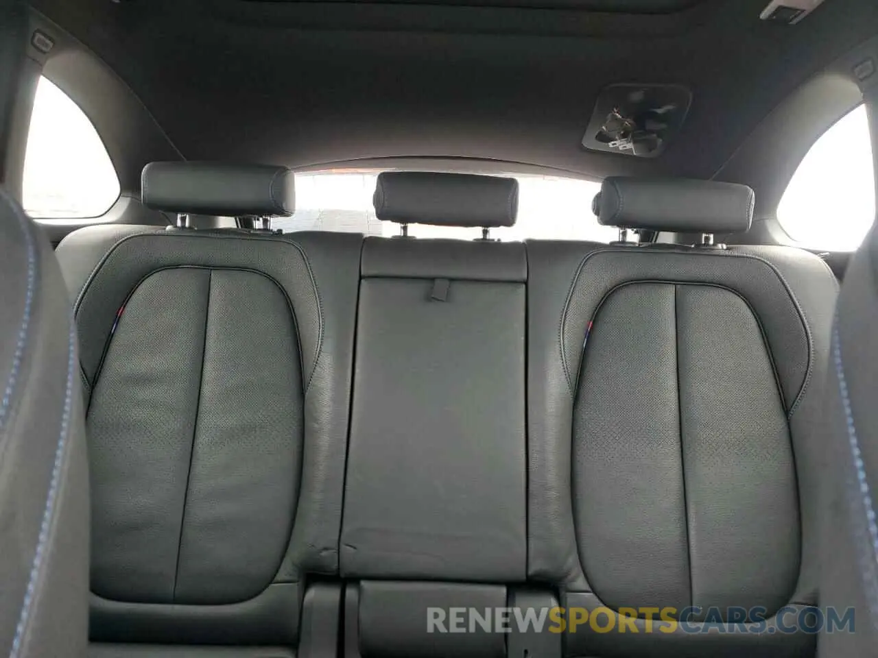 10 Photograph of a damaged car WBXHT3C54K5L90175 BMW X1 2019