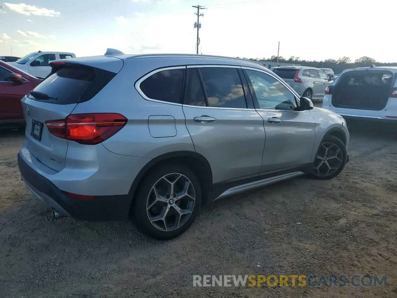 3 Photograph of a damaged car WBXHT3C55K5L36562 BMW X1 2019