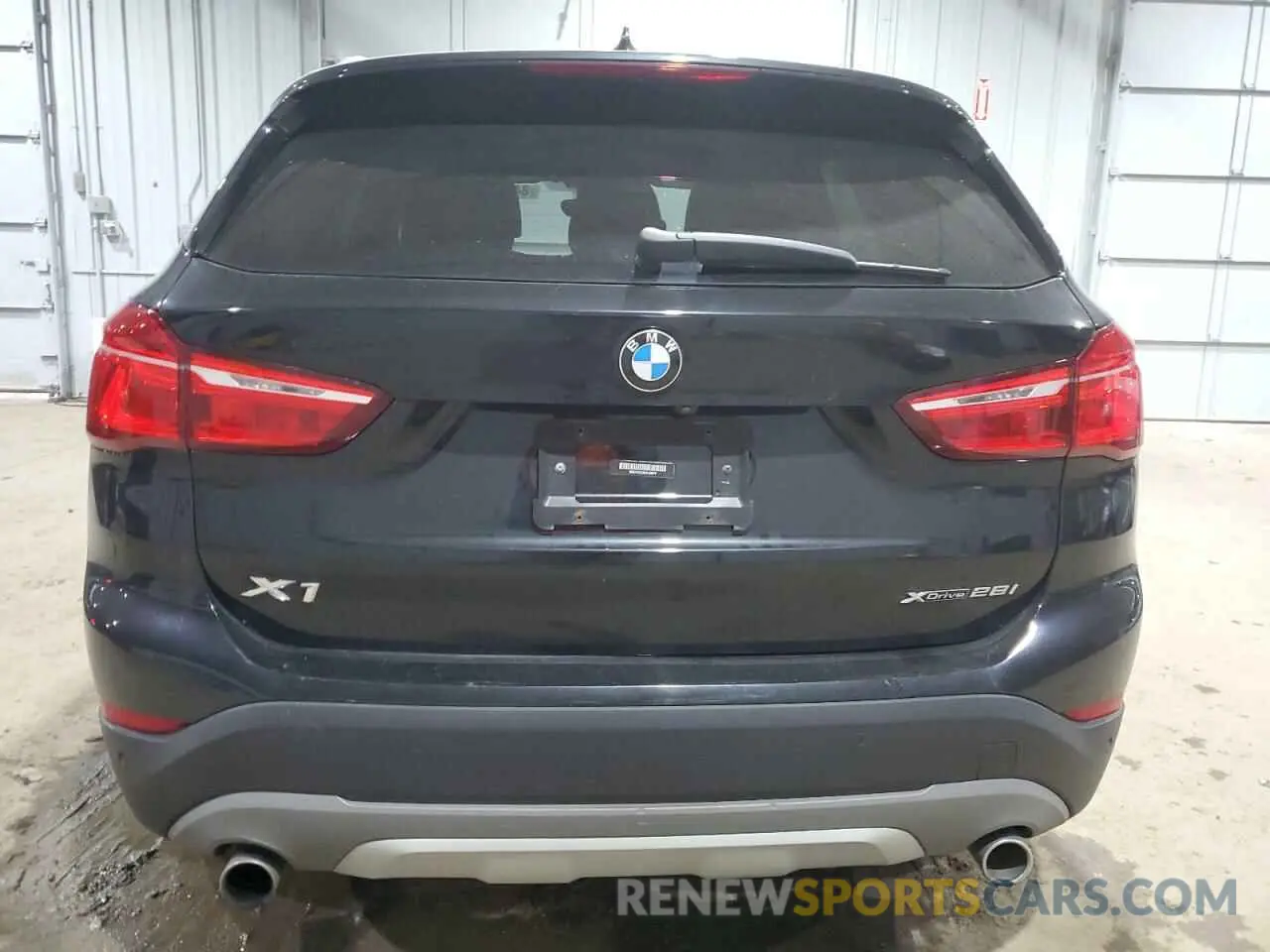 6 Photograph of a damaged car WBXHT3C55K5L36870 BMW X1 2019