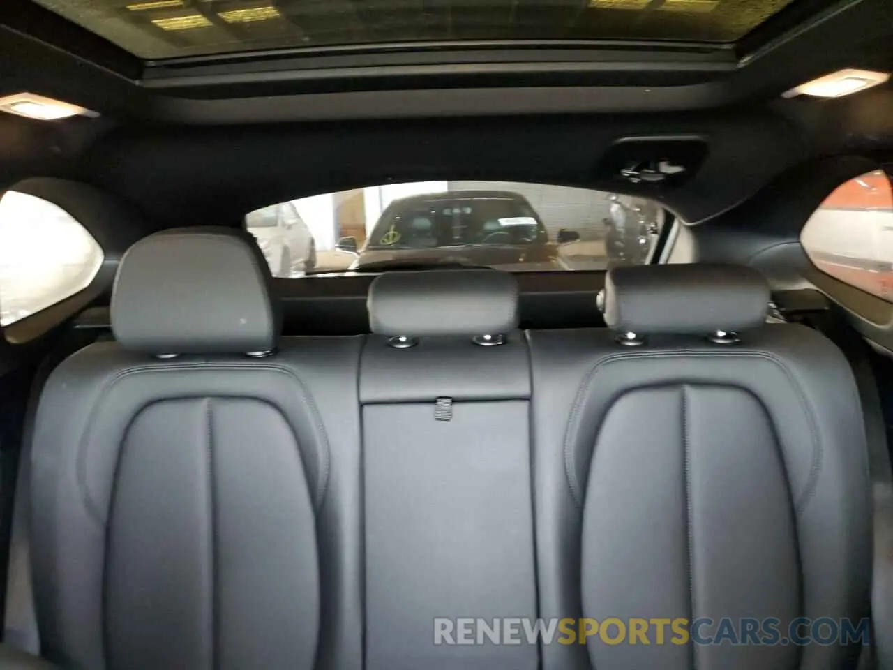 10 Photograph of a damaged car WBXHT3C55K5L90590 BMW X1 2019