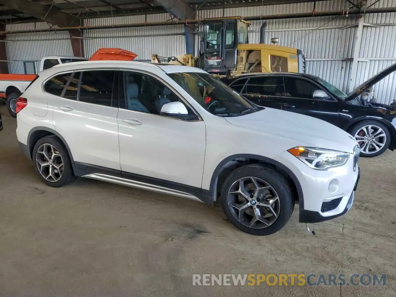 4 Photograph of a damaged car WBXHT3C55K5L90590 BMW X1 2019
