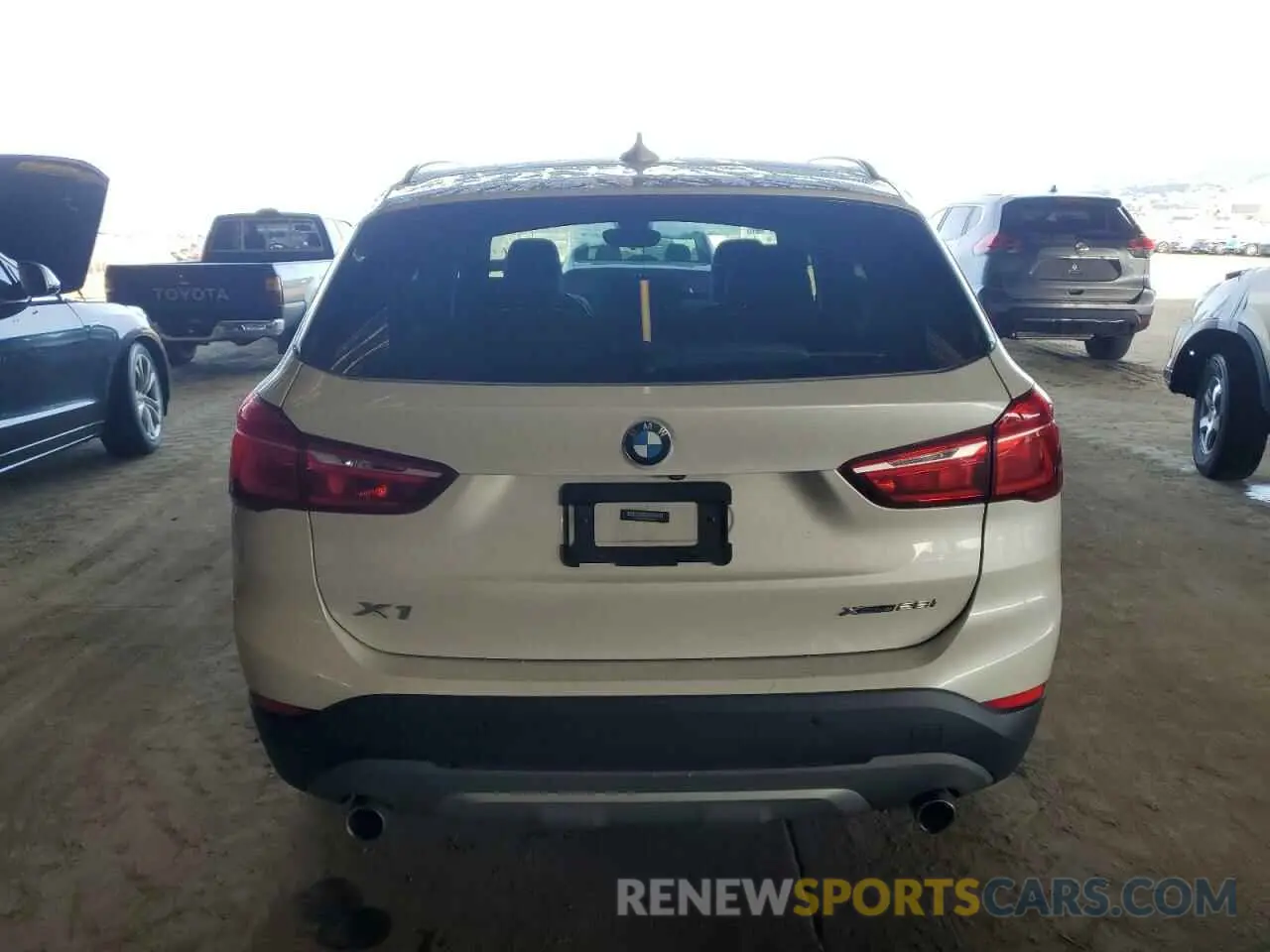 6 Photograph of a damaged car WBXHT3C55K5L90590 BMW X1 2019