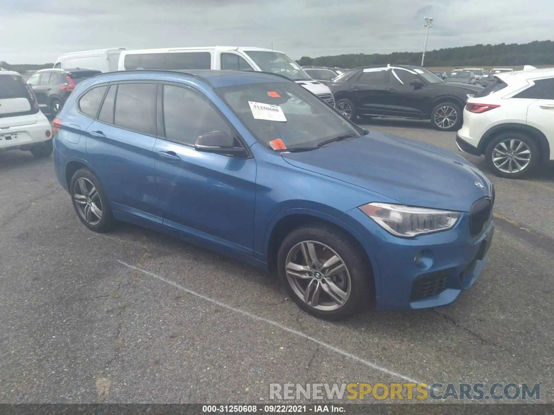 1 Photograph of a damaged car WBXHT3C56K5L37476 BMW X1 2019