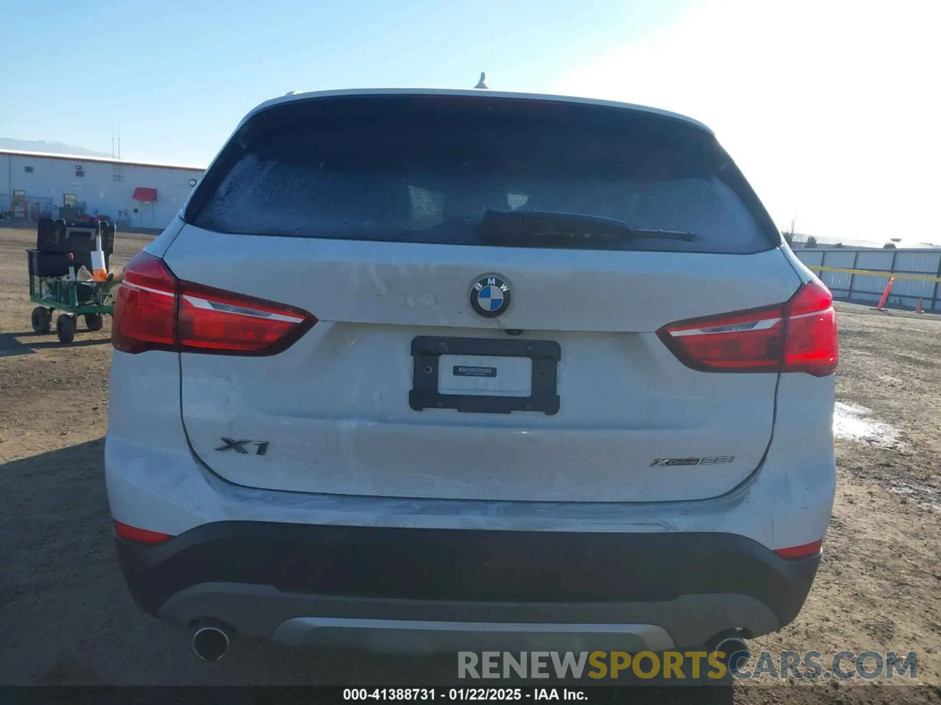 16 Photograph of a damaged car WBXHT3C56K5L89500 BMW X1 2019