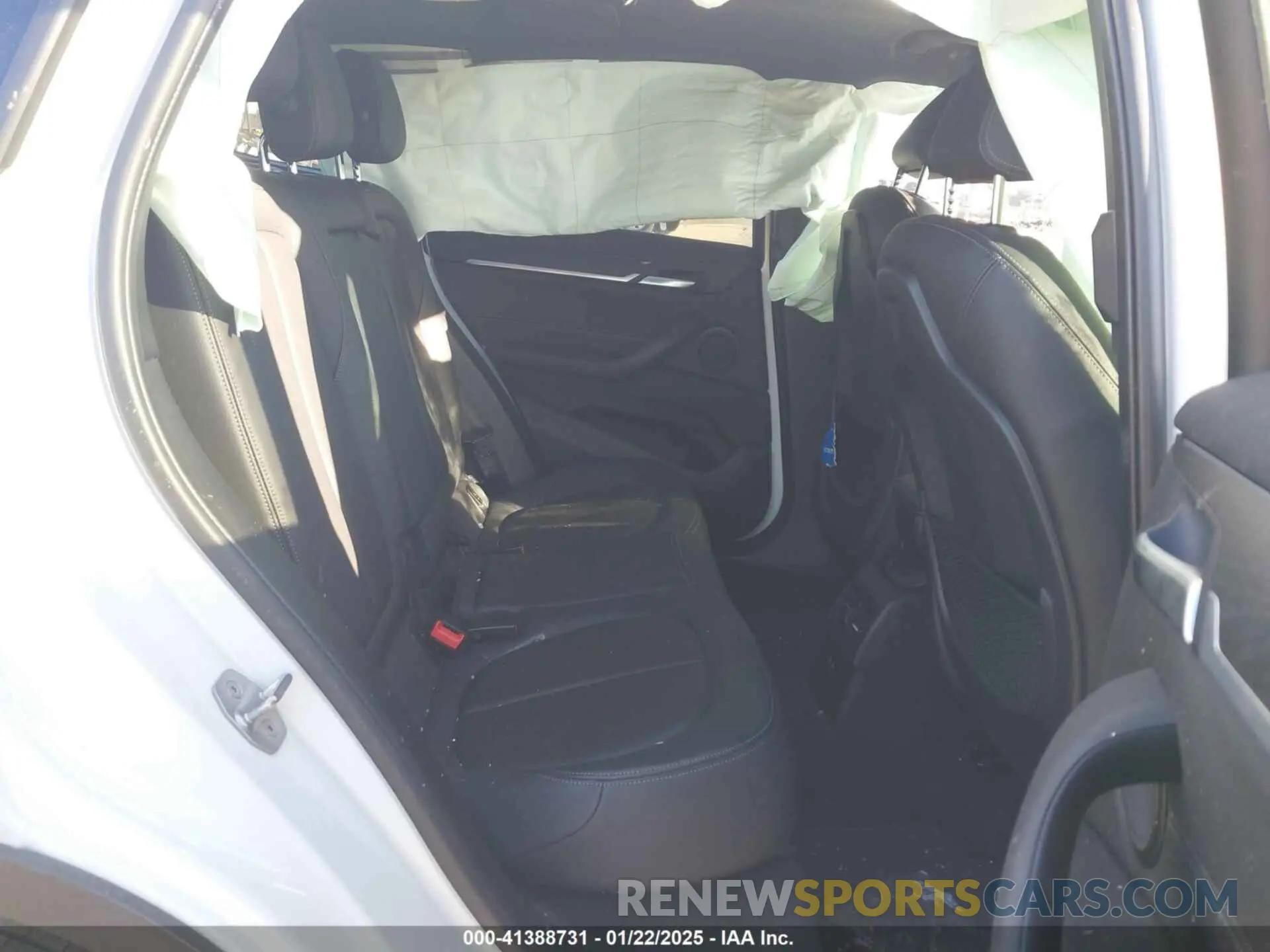 8 Photograph of a damaged car WBXHT3C56K5L89500 BMW X1 2019