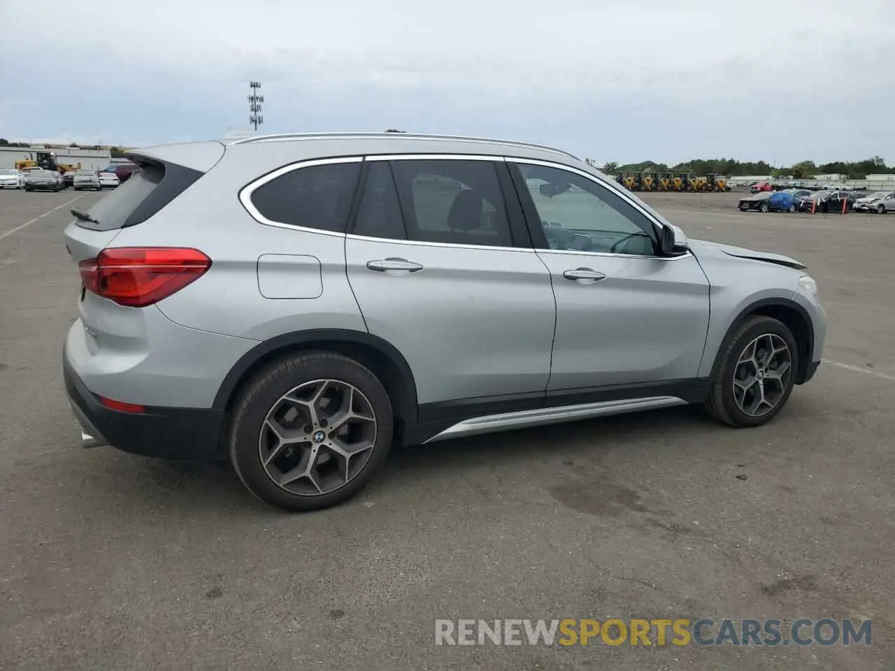 3 Photograph of a damaged car WBXHT3C57K5L36997 BMW X1 2019