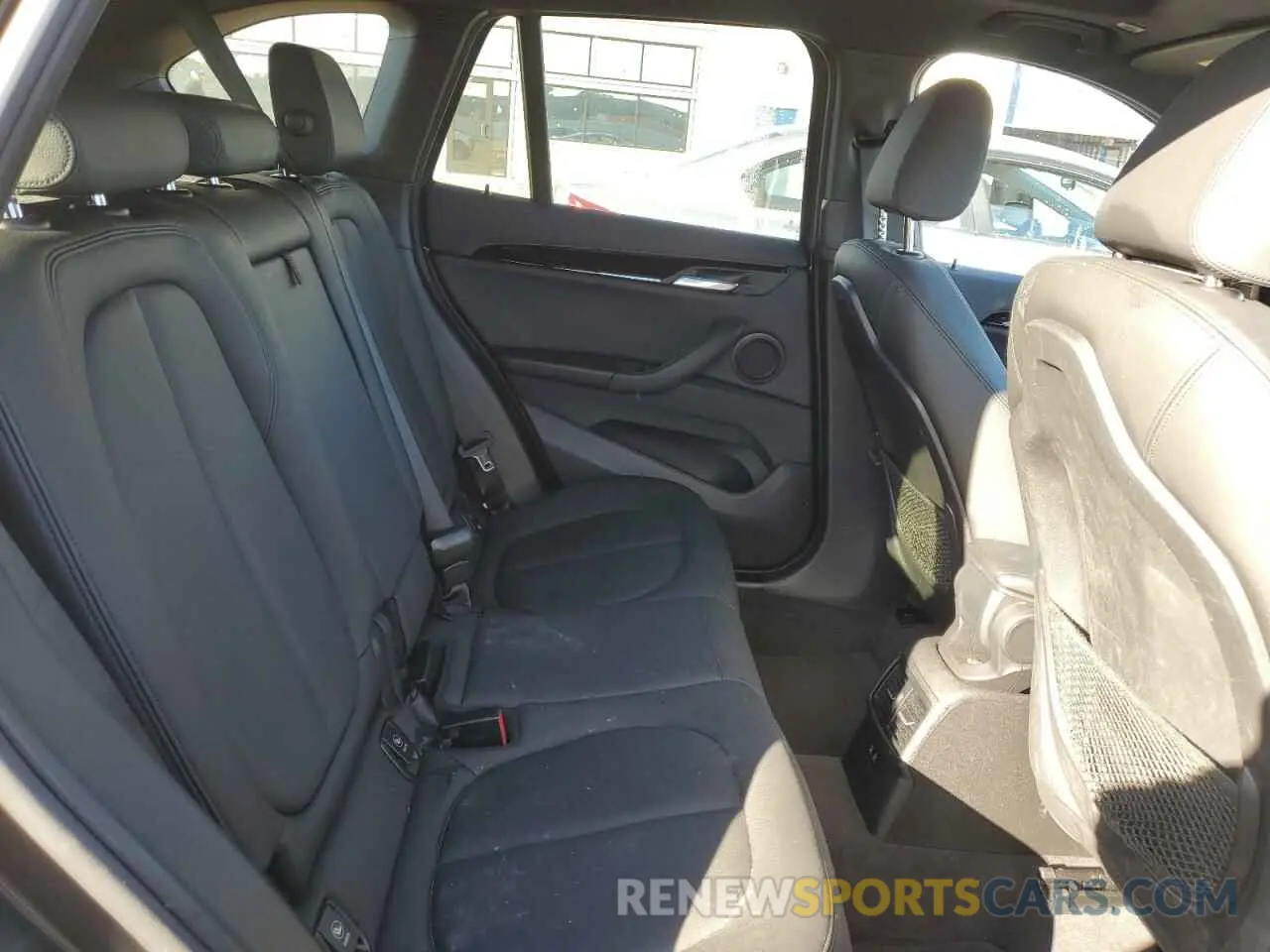 11 Photograph of a damaged car WBXHT3C58K3H33908 BMW X1 2019