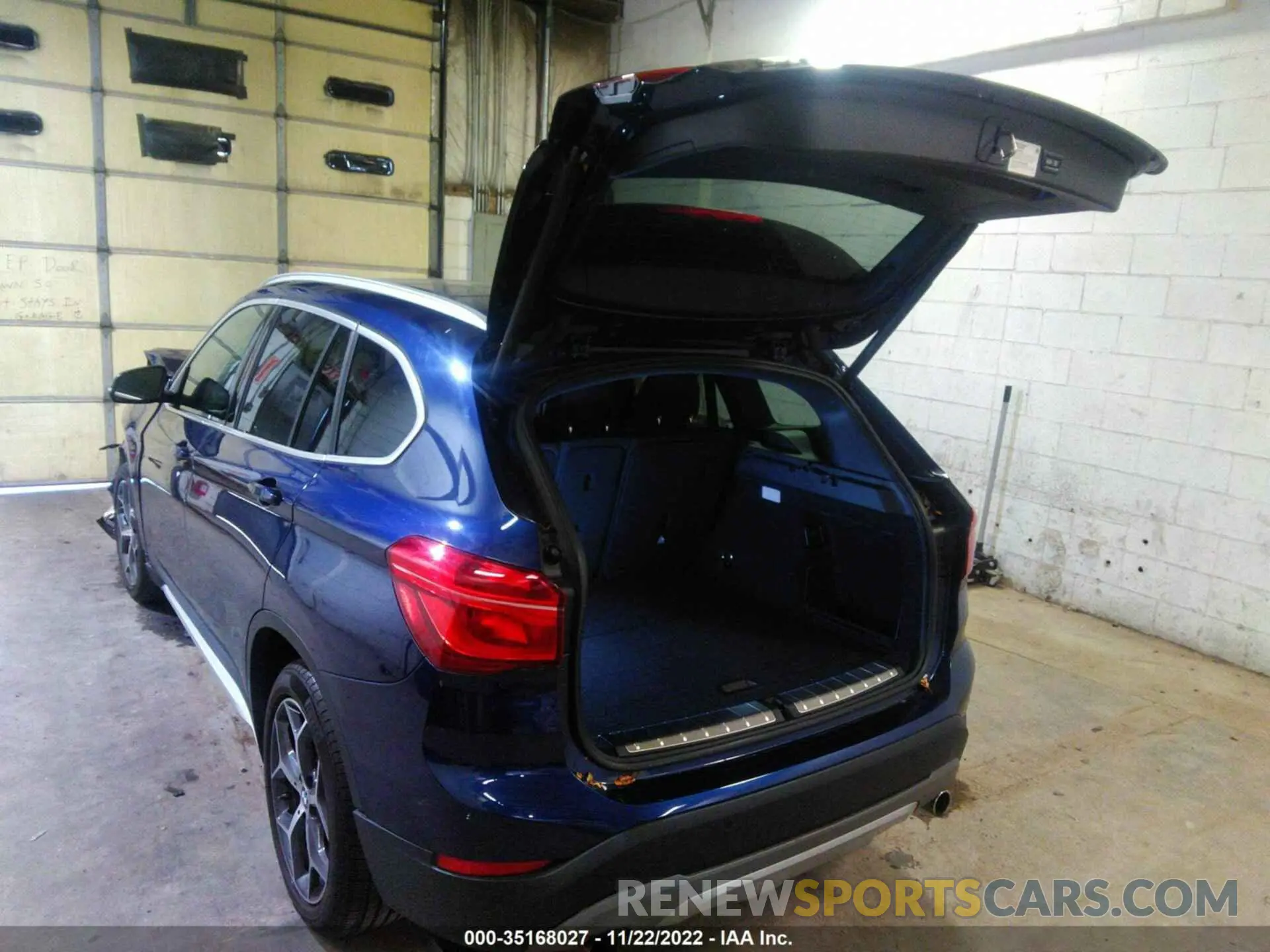 3 Photograph of a damaged car WBXHT3C58K3H35366 BMW X1 2019