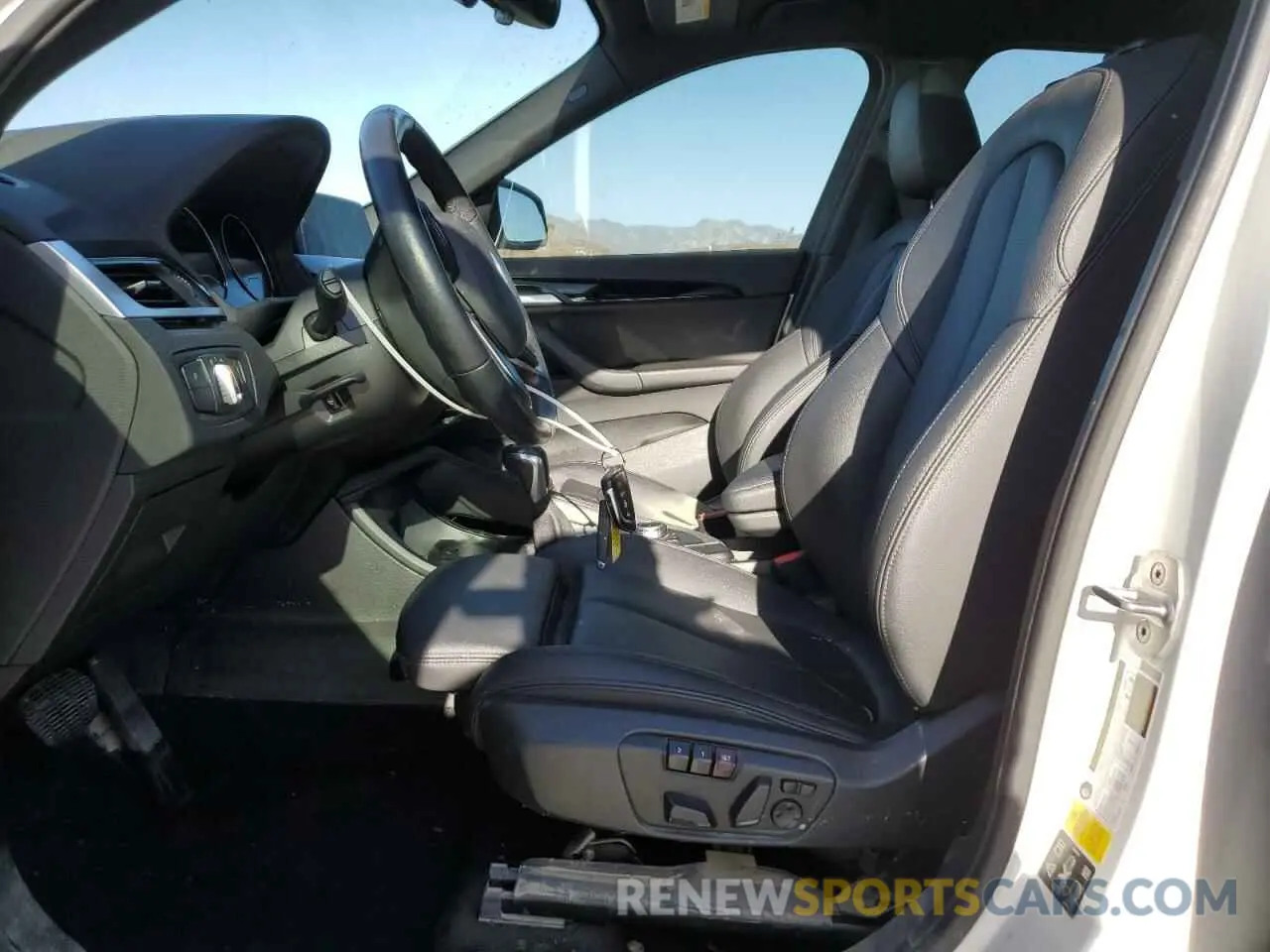 7 Photograph of a damaged car WBXHT3C58K5L36880 BMW X1 2019