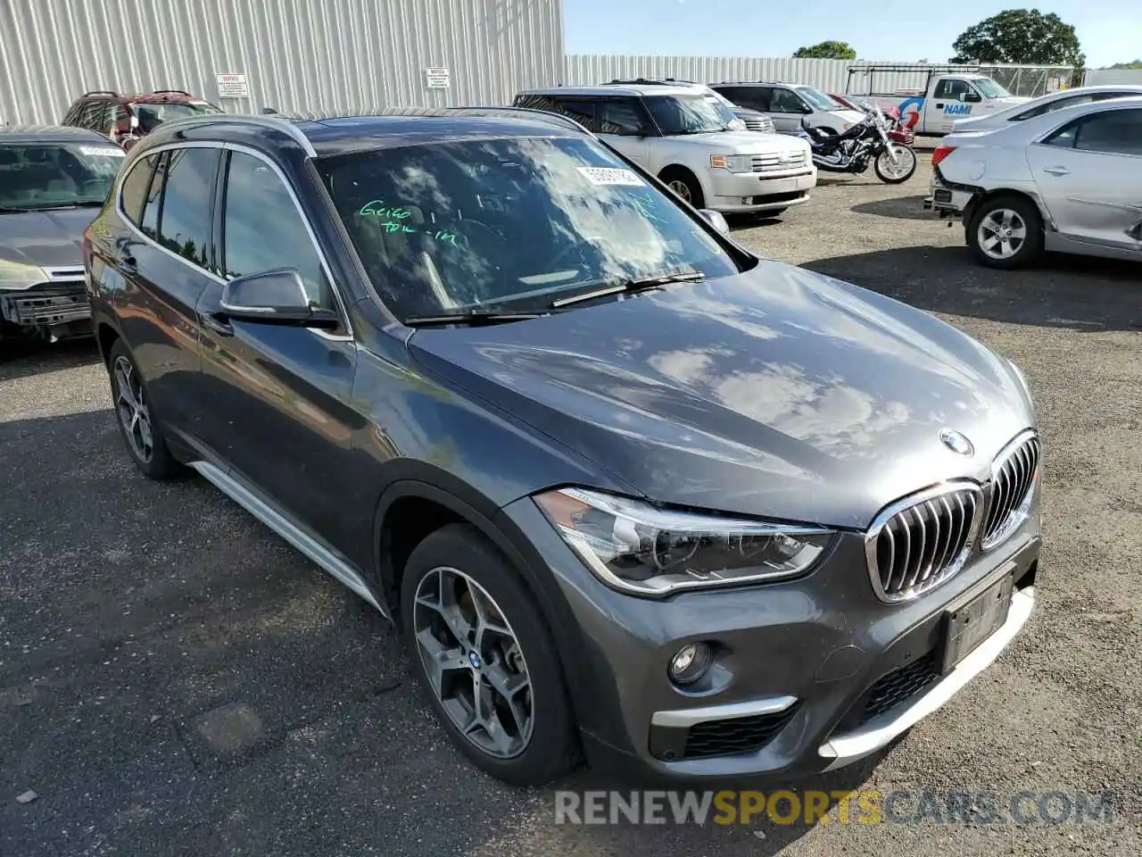 1 Photograph of a damaged car WBXHT3C58K5N26016 BMW X1 2019