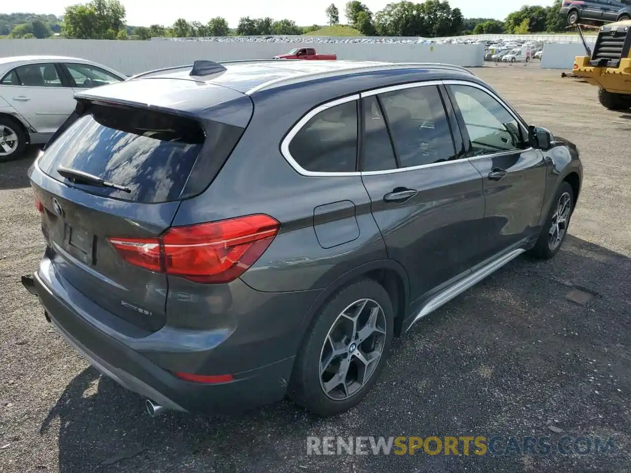 4 Photograph of a damaged car WBXHT3C58K5N26016 BMW X1 2019