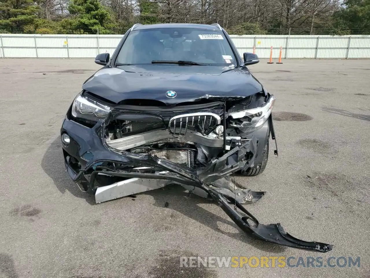 5 Photograph of a damaged car WBXHT3C59K5L36158 BMW X1 2019