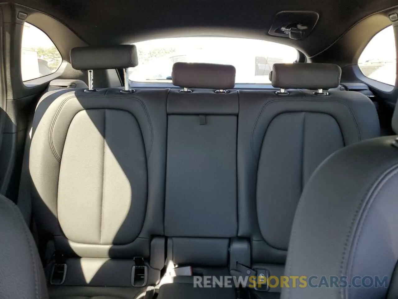 10 Photograph of a damaged car WBXHT3C59K5L90494 BMW X1 2019
