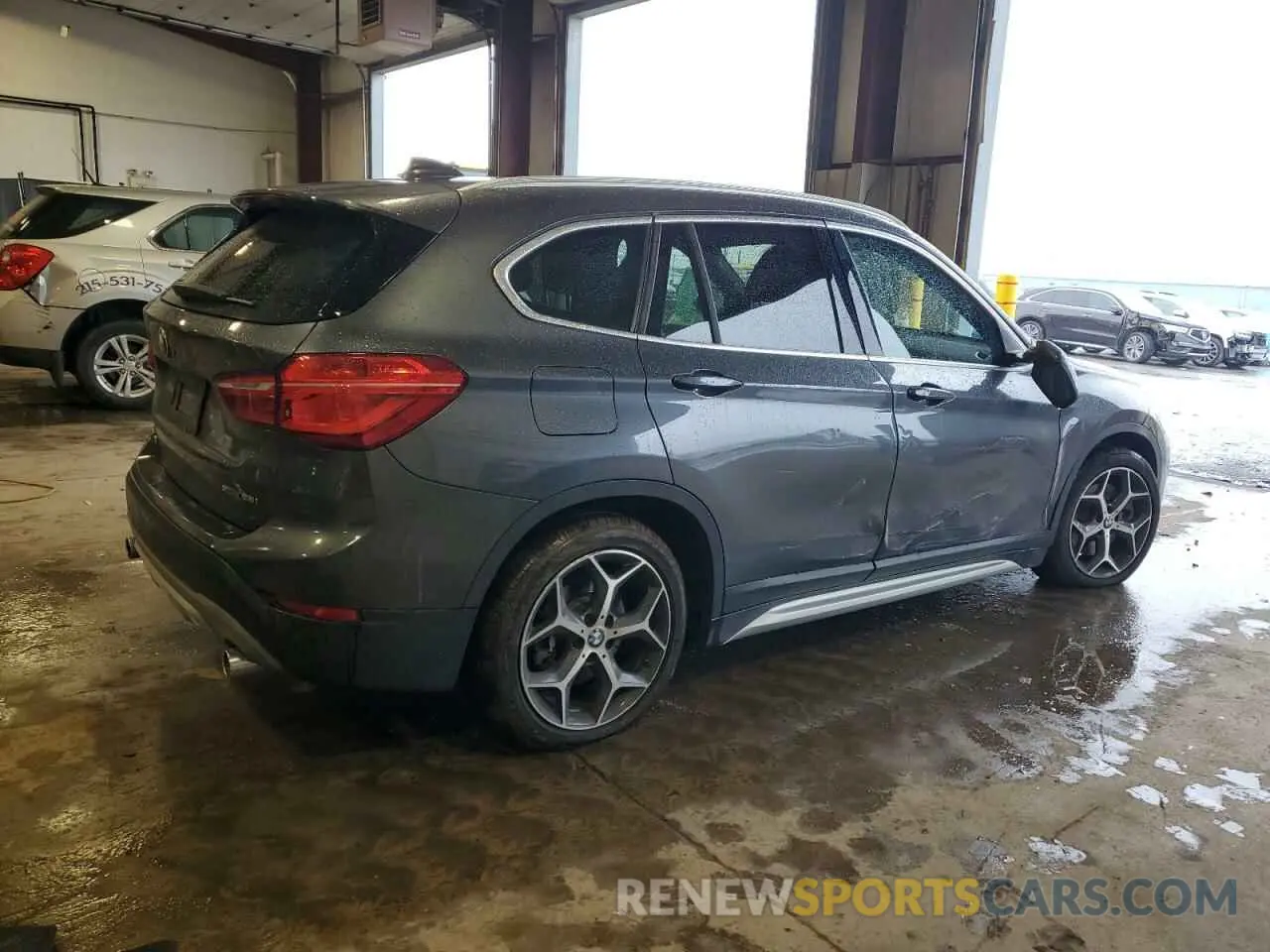 3 Photograph of a damaged car WBXHT3C5XK5L90567 BMW X1 2019
