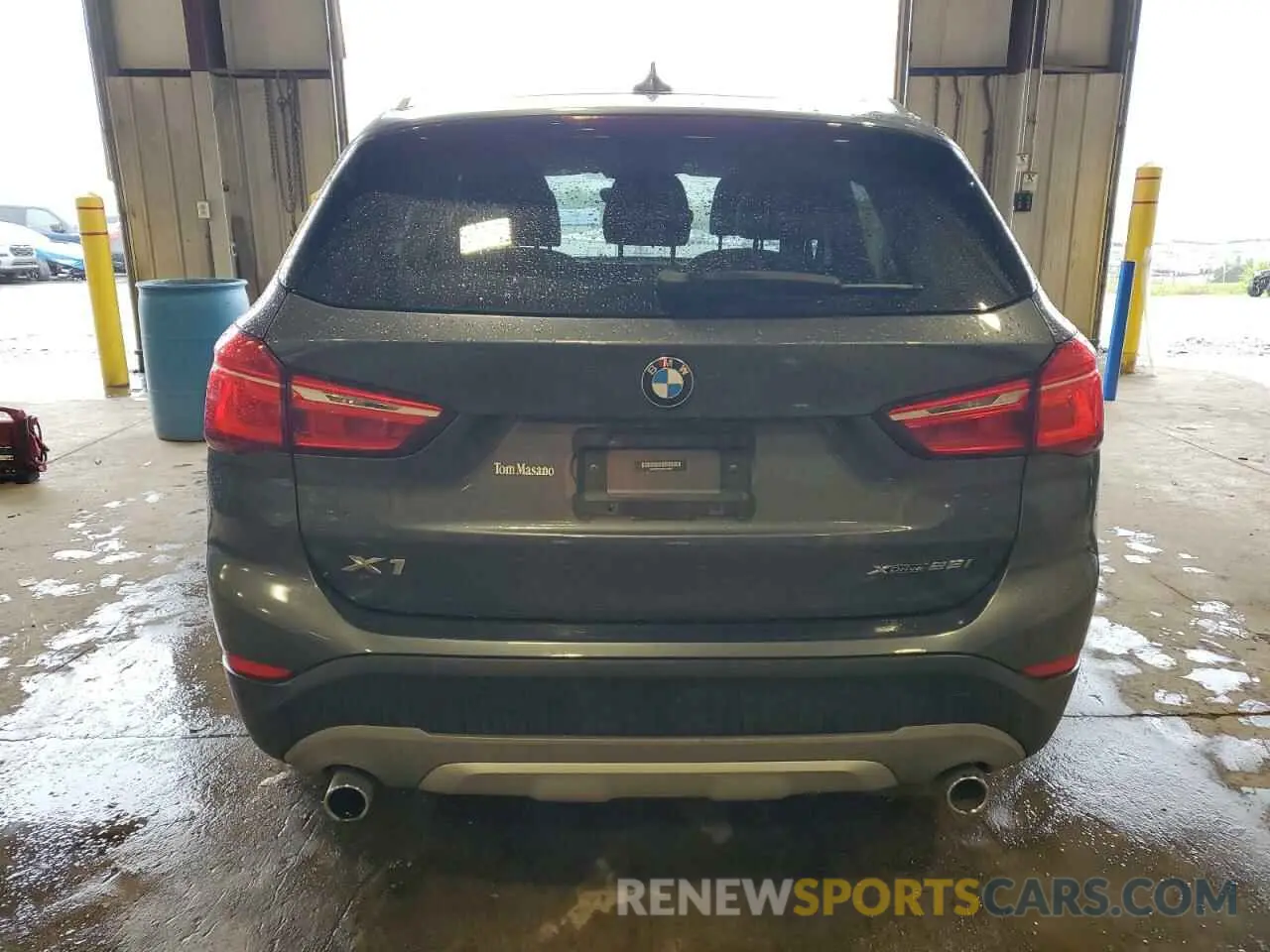 6 Photograph of a damaged car WBXHT3C5XK5L90567 BMW X1 2019