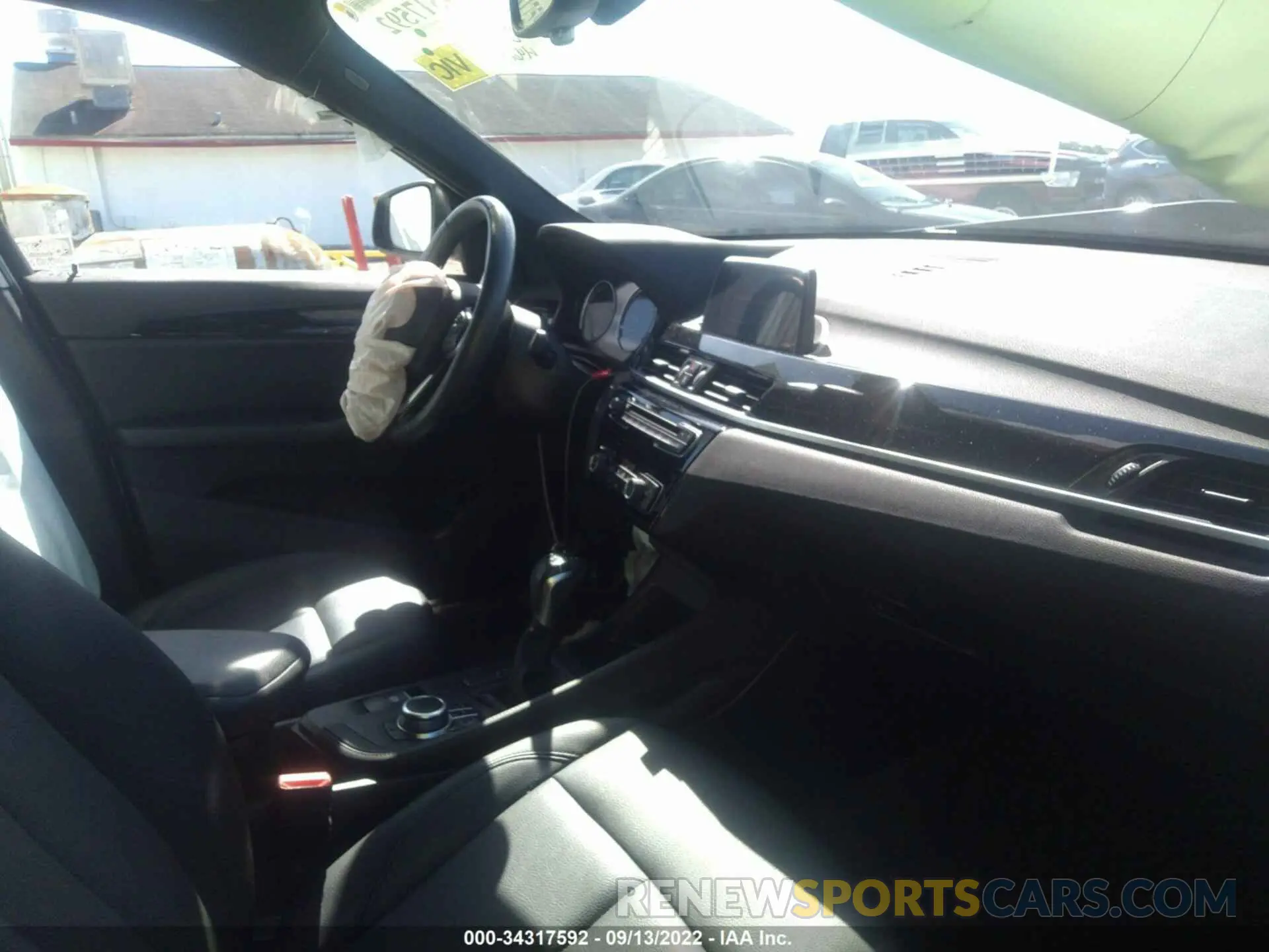 5 Photograph of a damaged car WBXHU7C50K5L11086 BMW X1 2019