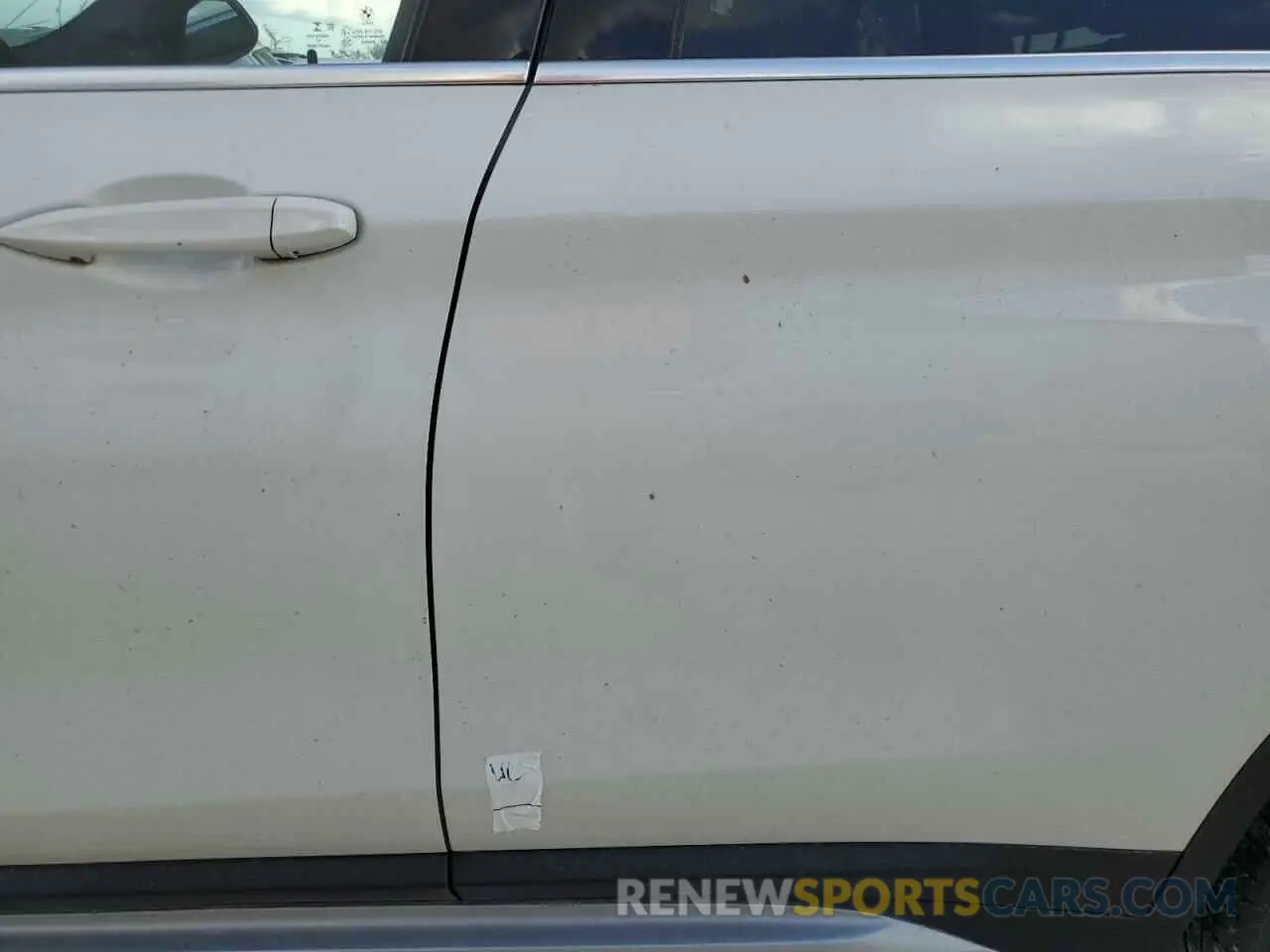 13 Photograph of a damaged car WBXHU7C51K5N13094 BMW X1 2019