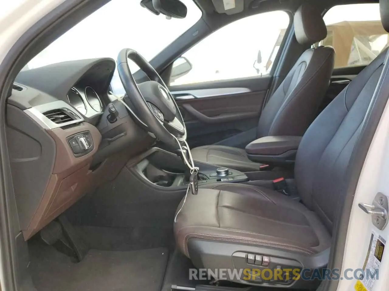7 Photograph of a damaged car WBXHU7C51K5N13094 BMW X1 2019