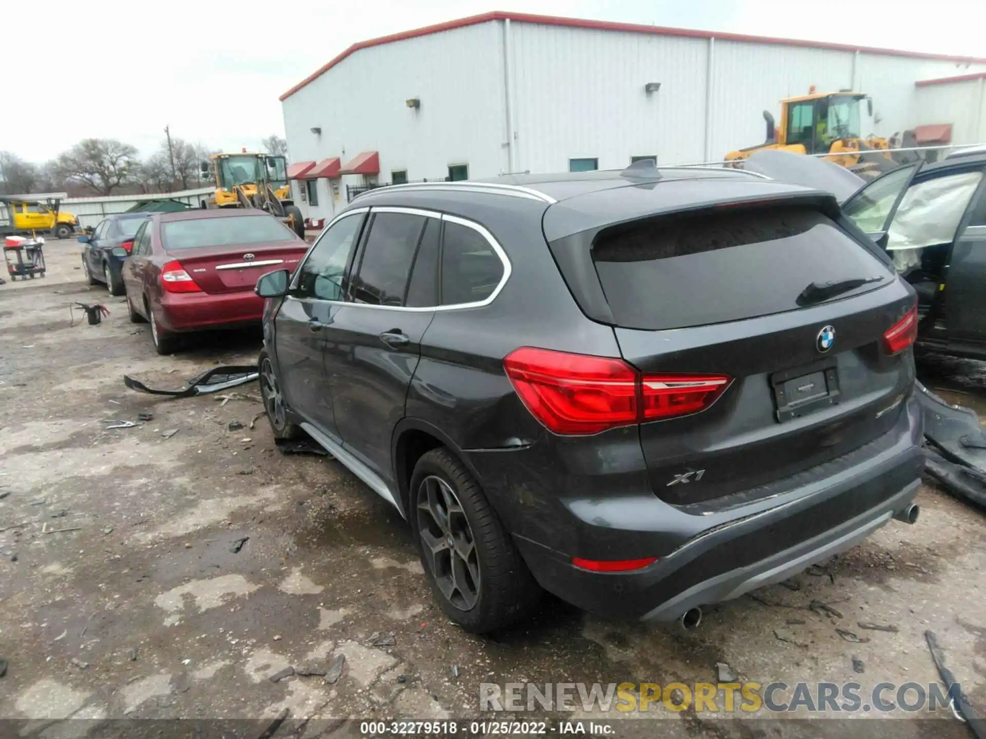 3 Photograph of a damaged car WBXHU7C52K3H44262 BMW X1 2019