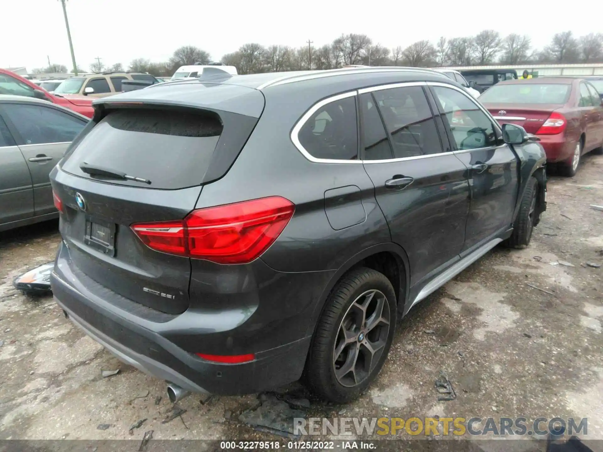 4 Photograph of a damaged car WBXHU7C52K3H44262 BMW X1 2019