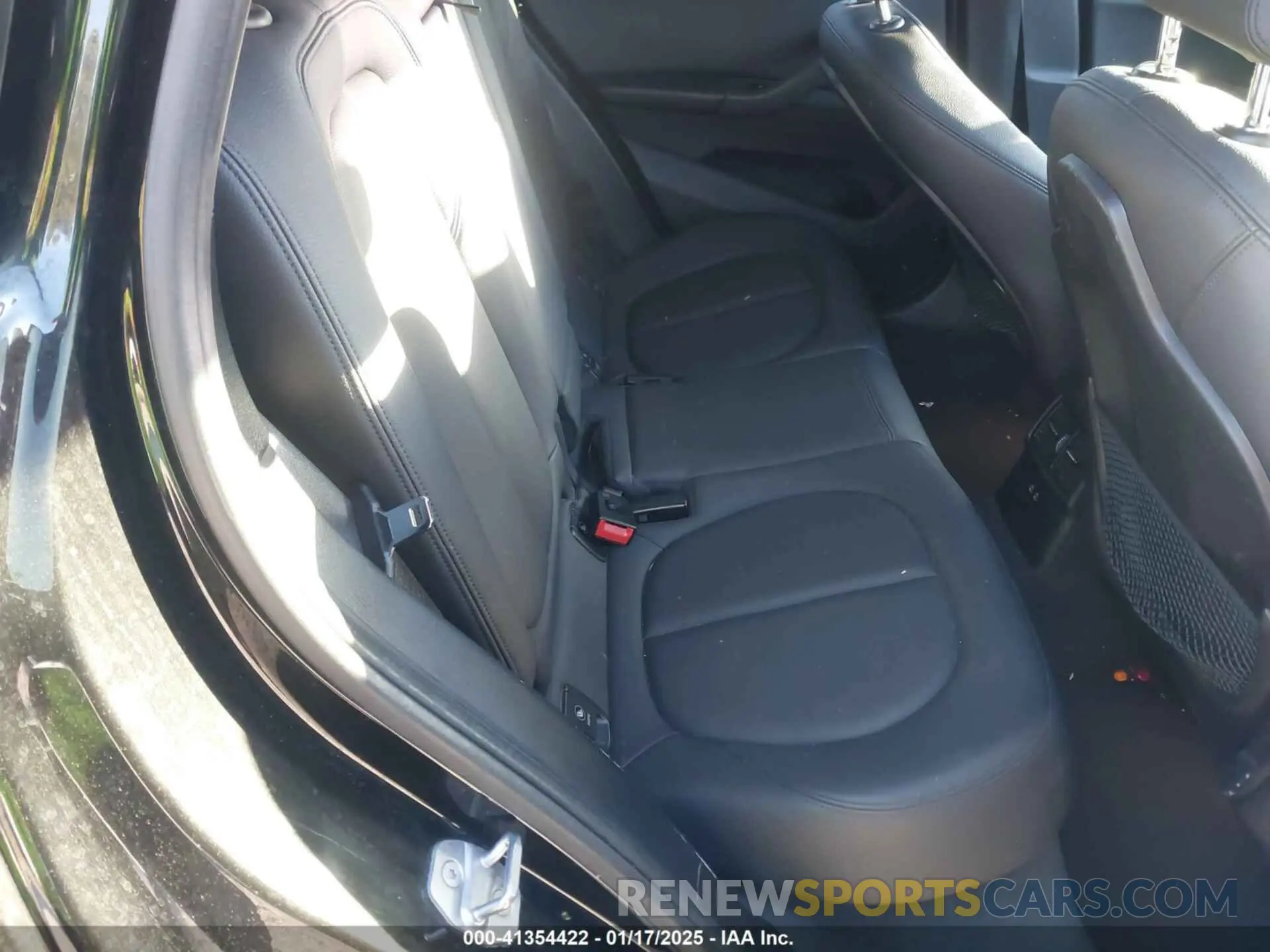 8 Photograph of a damaged car WBXHU7C52K5L11560 BMW X1 2019