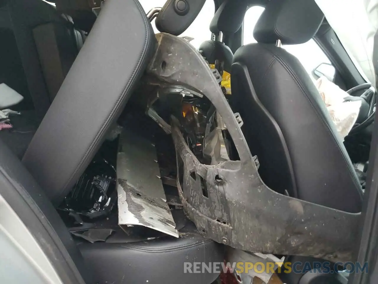 11 Photograph of a damaged car WBXHU7C53K3H45355 BMW X1 2019
