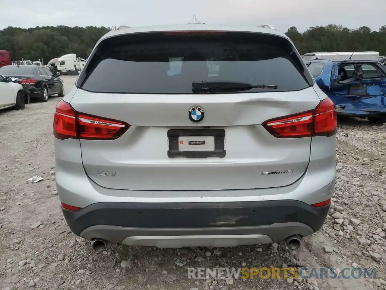 6 Photograph of a damaged car WBXHU7C53K3H45355 BMW X1 2019