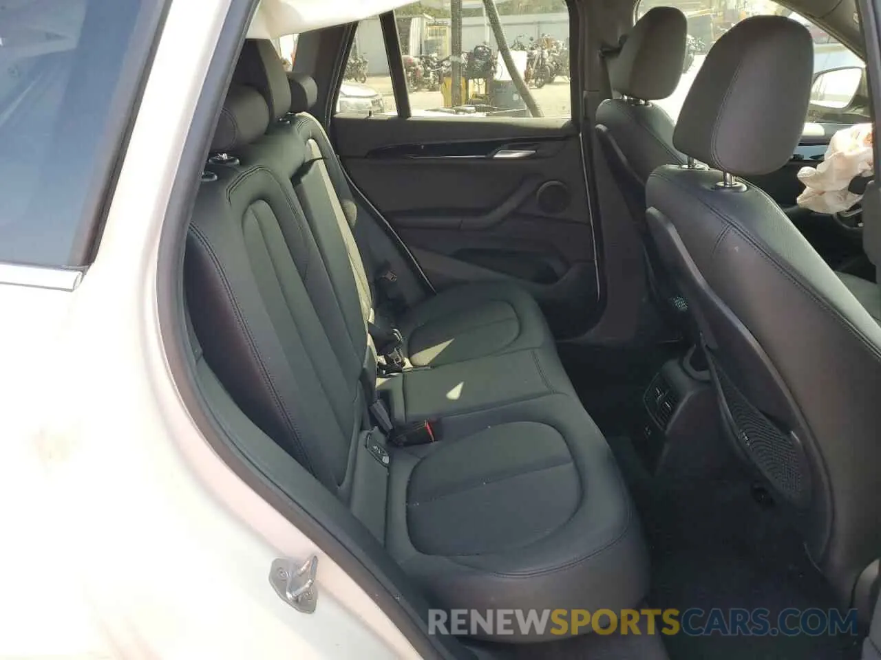 11 Photograph of a damaged car WBXHU7C53K3H45906 BMW X1 2019