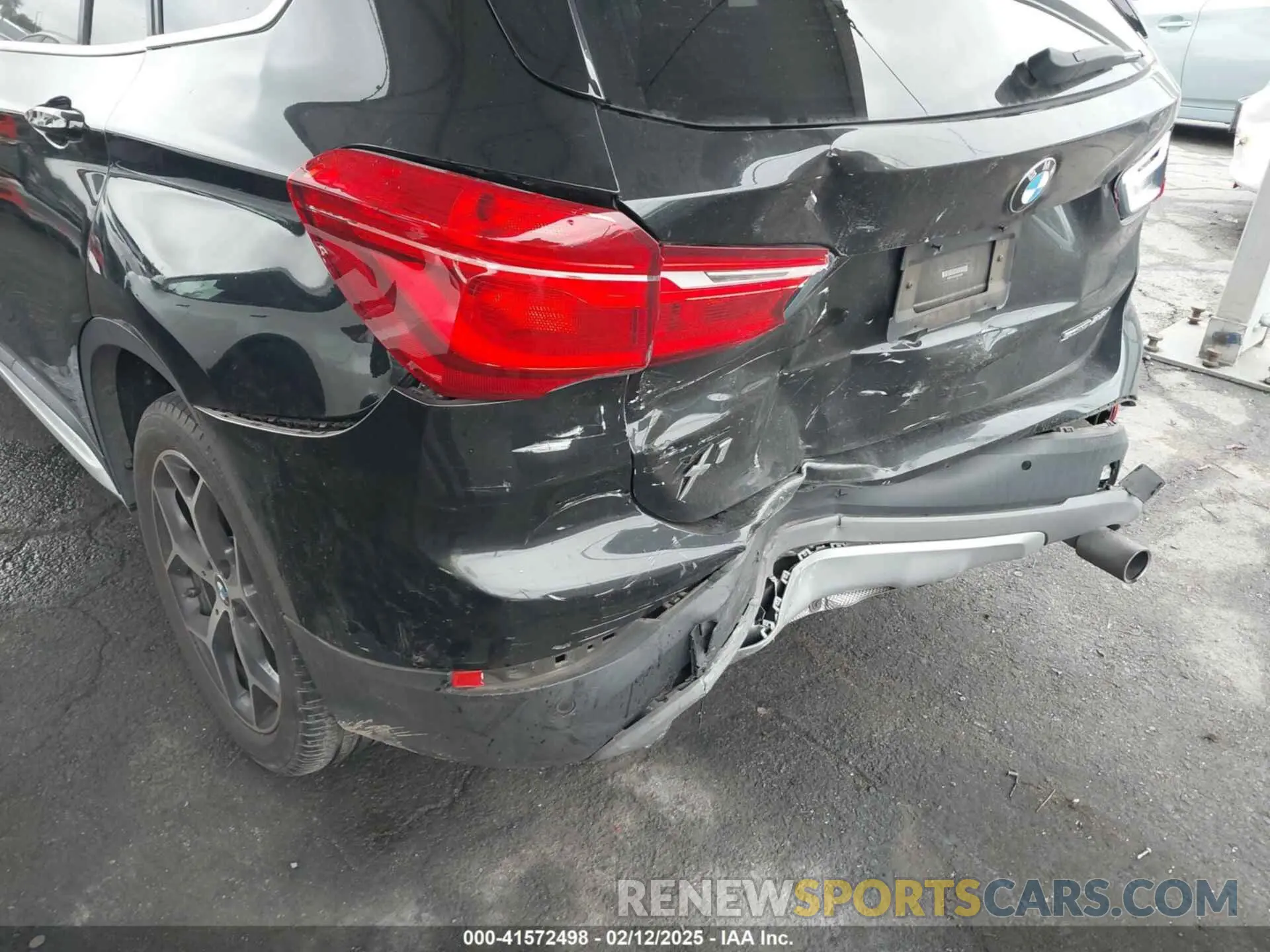 6 Photograph of a damaged car WBXHU7C54K3H45266 BMW X1 2019