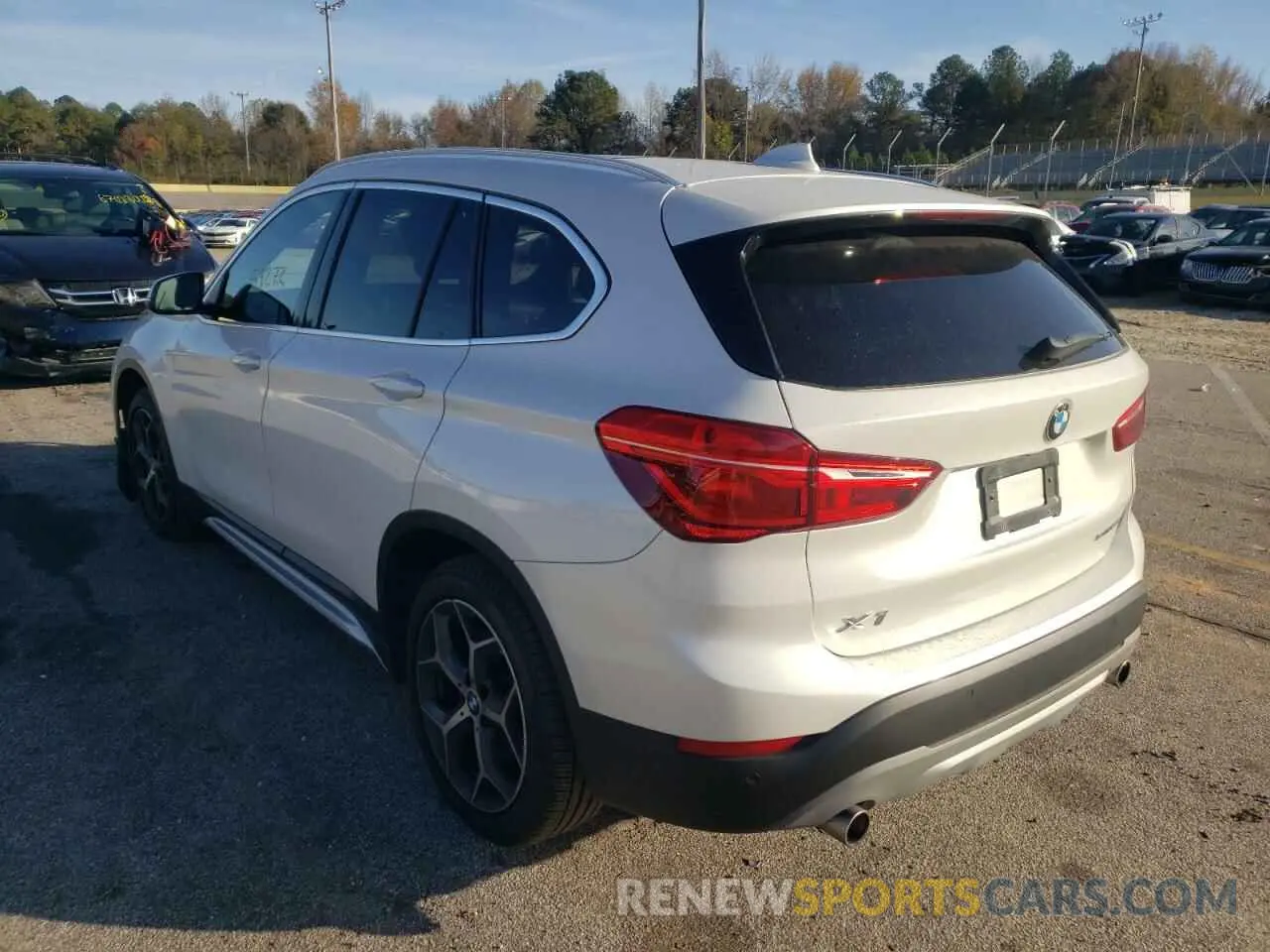 3 Photograph of a damaged car WBXHU7C58K3H45030 BMW X1 2019