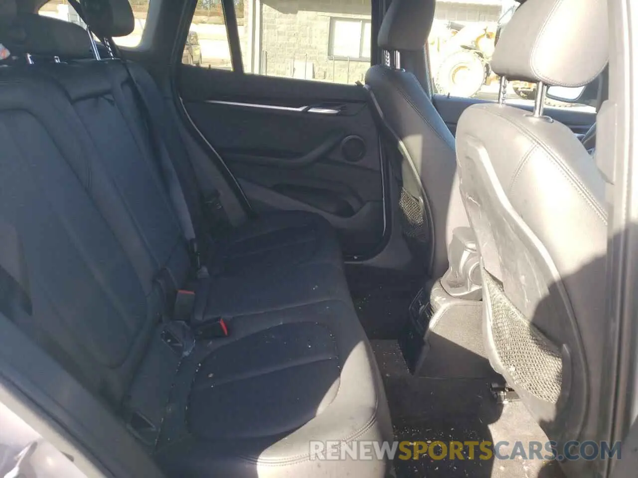 6 Photograph of a damaged car WBXHU7C58K3H45030 BMW X1 2019