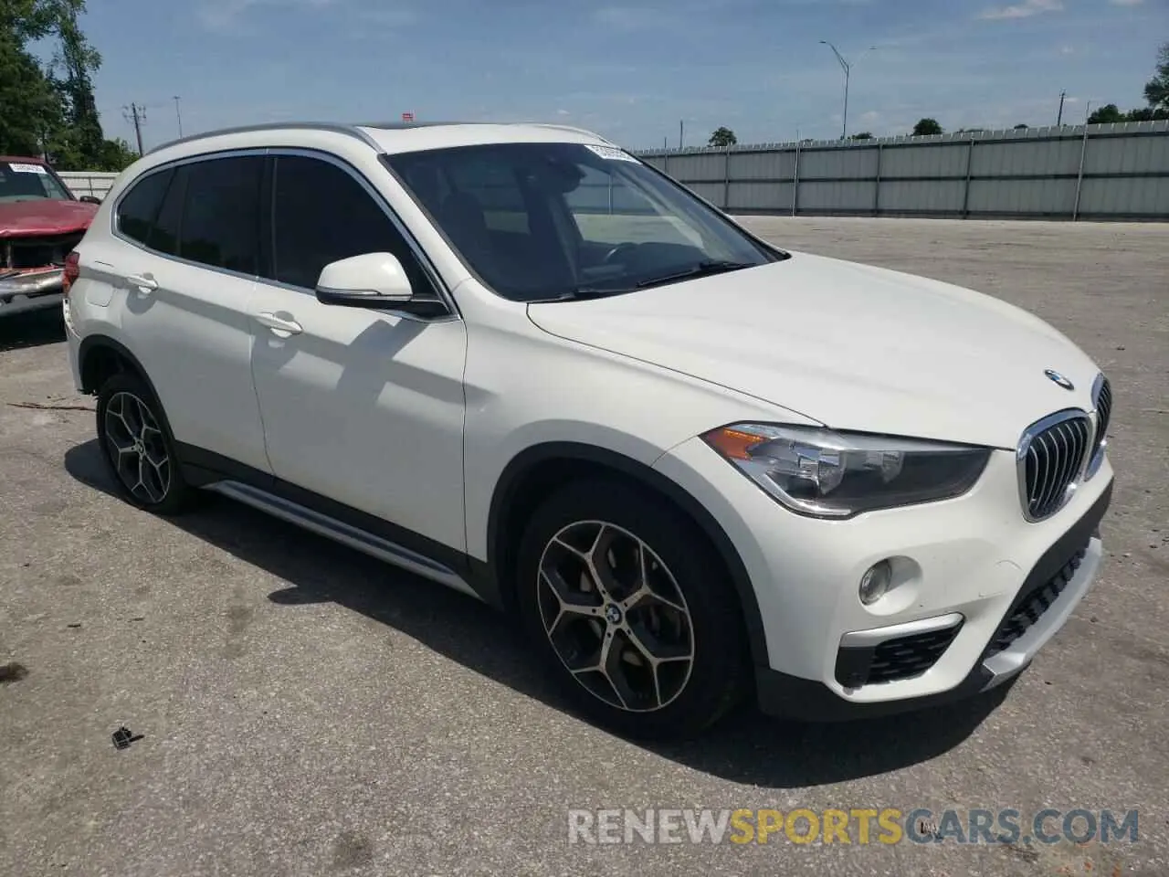 4 Photograph of a damaged car WBXHU7C58K5N43757 BMW X1 2019