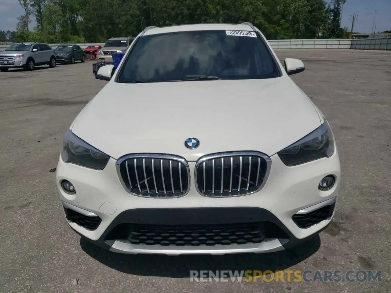 5 Photograph of a damaged car WBXHU7C58K5N43757 BMW X1 2019