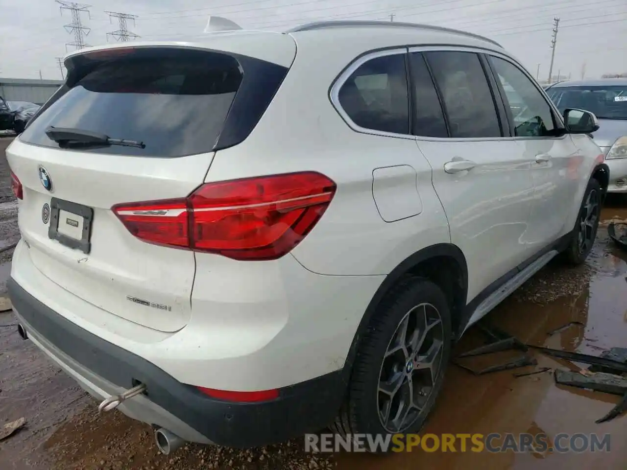 4 Photograph of a damaged car WBXHU7C59K3H46543 BMW X1 2019