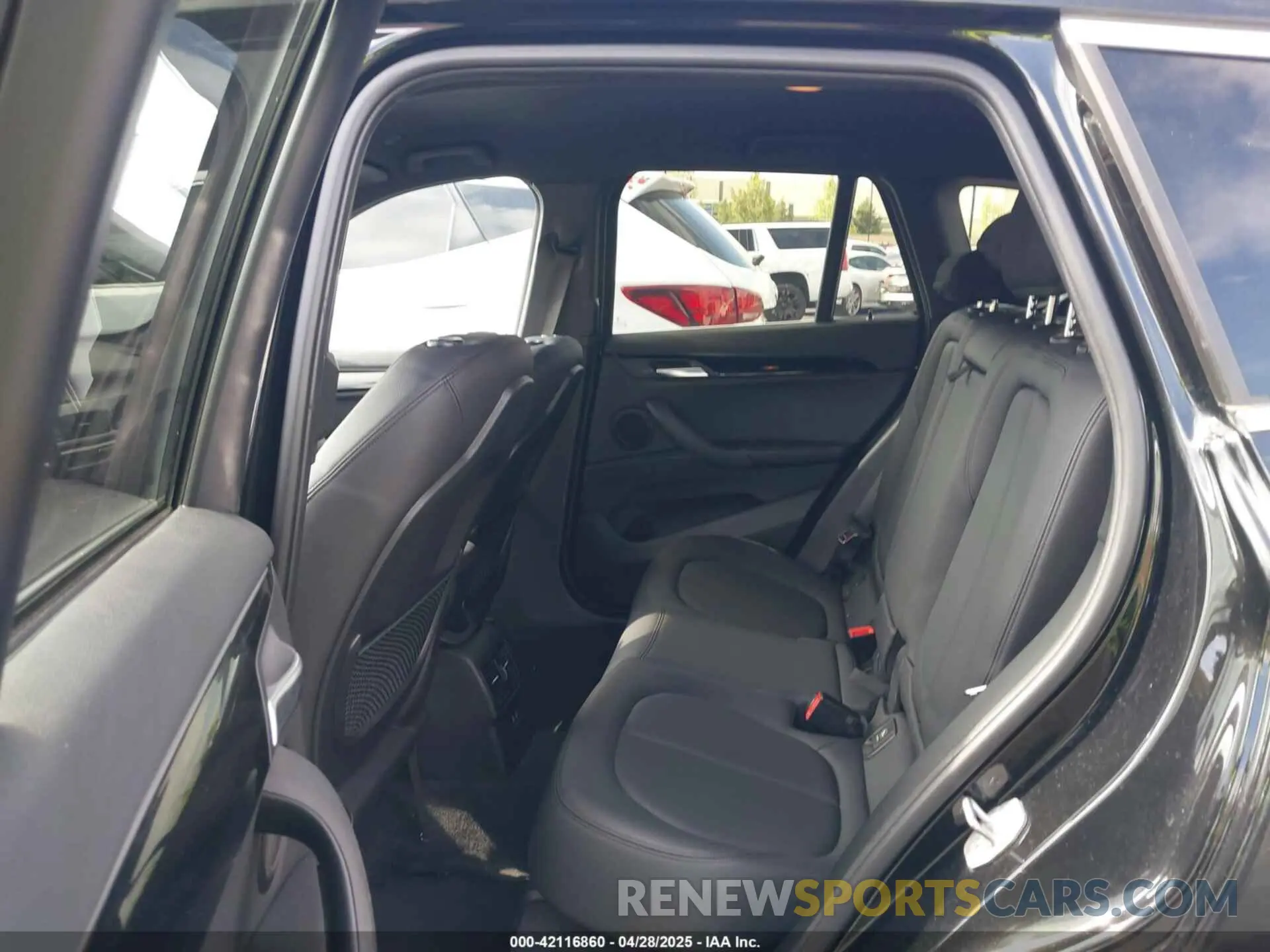 8 Photograph of a damaged car WBXHU7C59K5L12320 BMW X1 2019