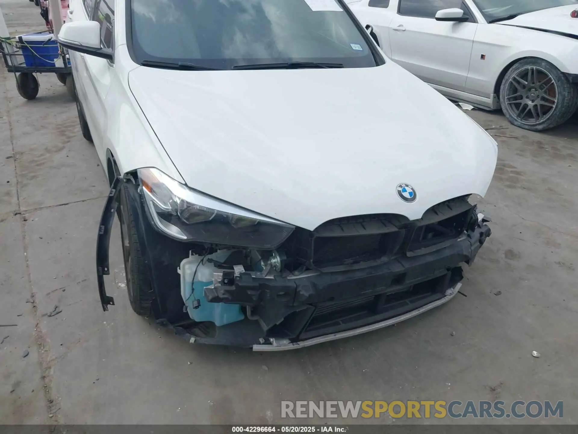 18 Photograph of a damaged car WBXHU7C5XK3H45207 BMW X1 2019