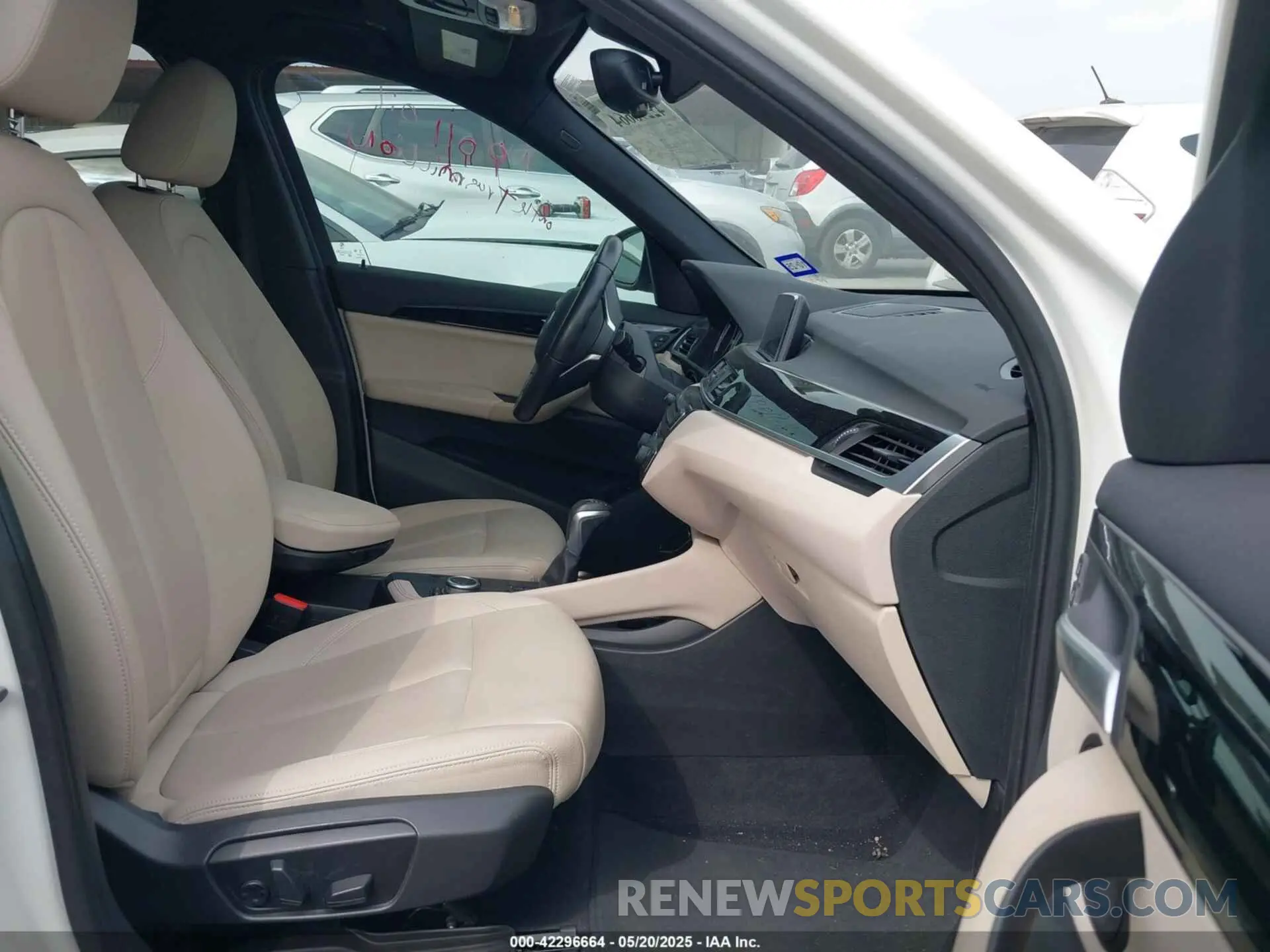 5 Photograph of a damaged car WBXHU7C5XK3H45207 BMW X1 2019