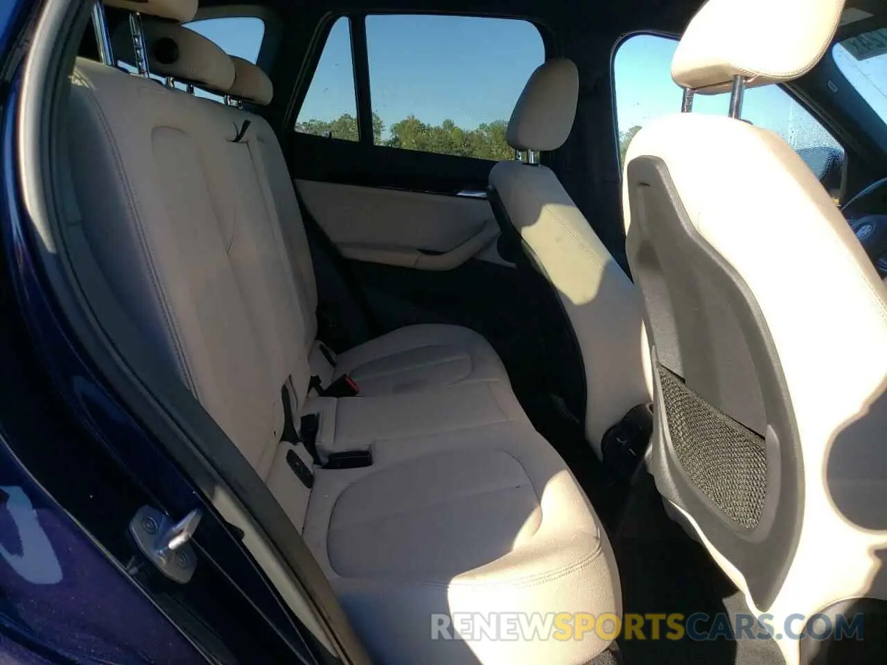 11 Photograph of a damaged car WBXHU7C5XK3H45420 BMW X1 2019