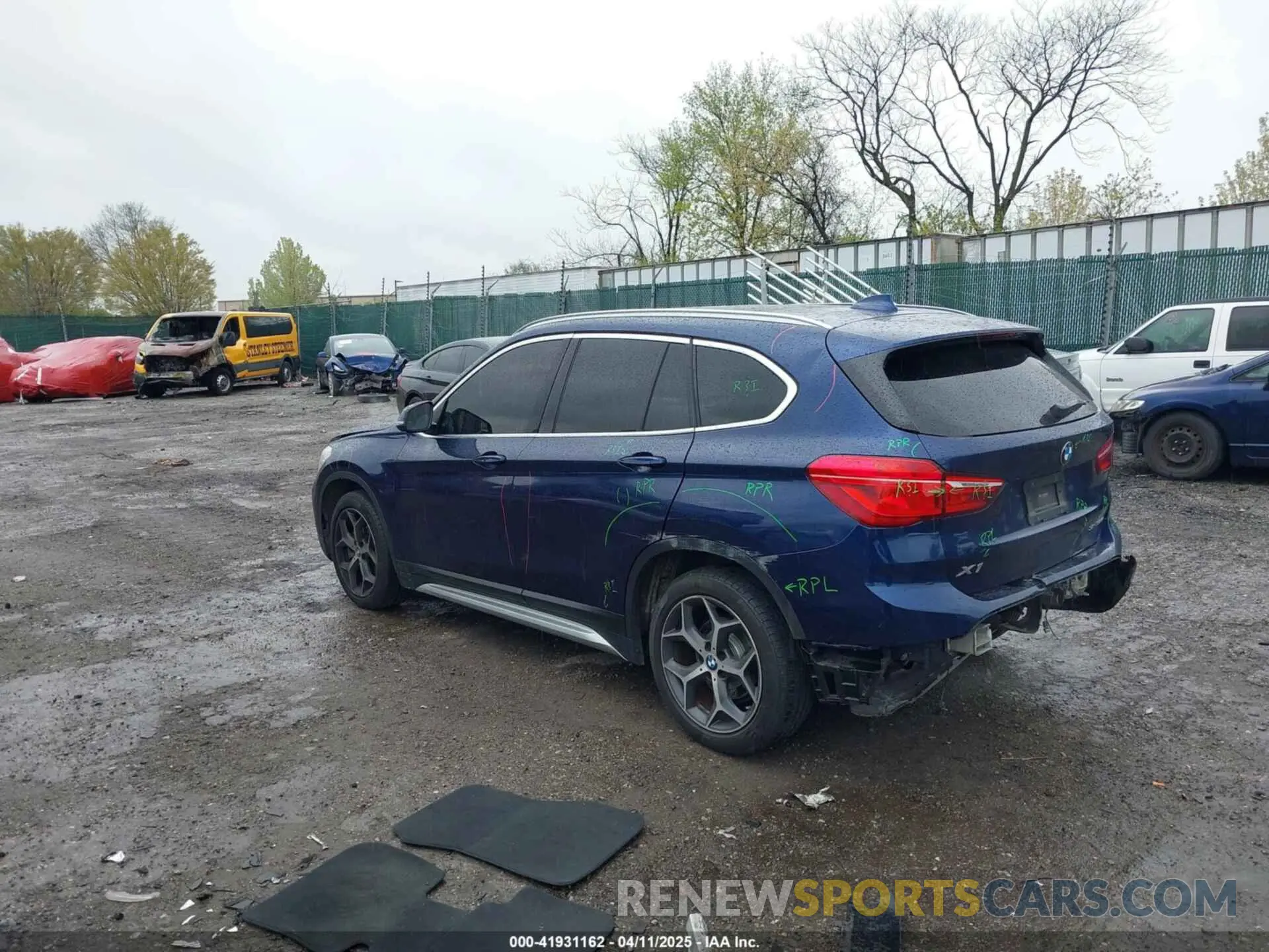 3 Photograph of a damaged car WBXHU7C5XK5L10933 BMW X1 2019