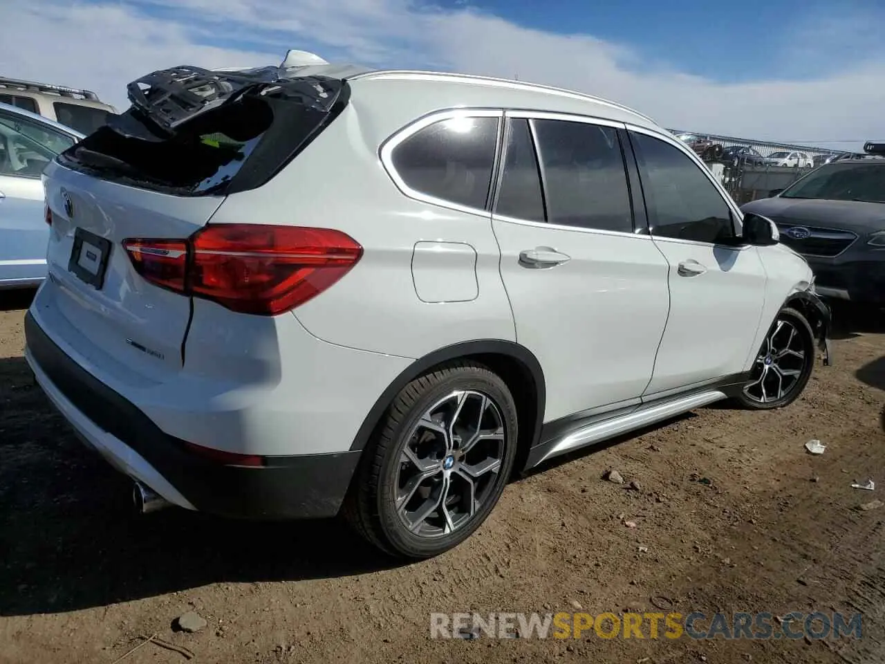 3 Photograph of a damaged car WBXJG7C01L5P73297 BMW X1 2020