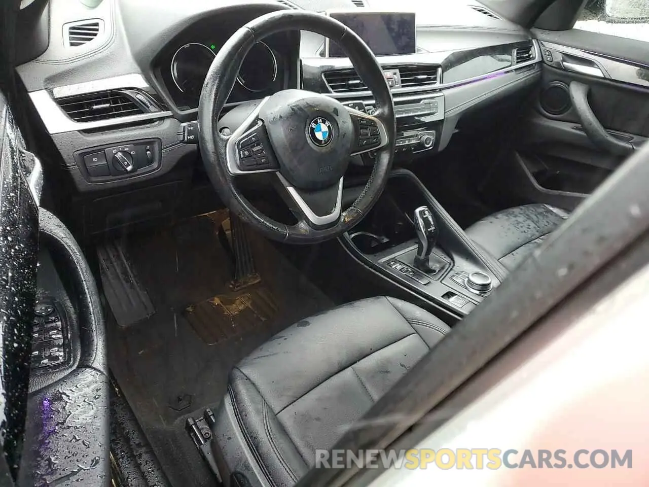8 Photograph of a damaged car WBXJG7C04L5P25535 BMW X1 2020