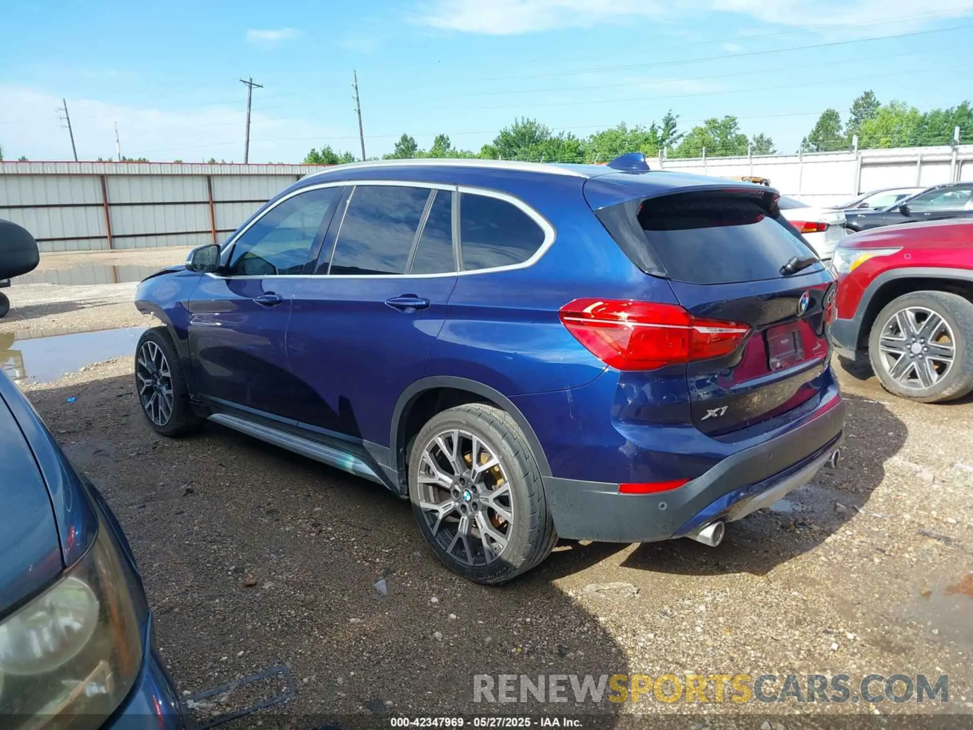 3 Photograph of a damaged car WBXJG7C04L5R54328 BMW X1 2020