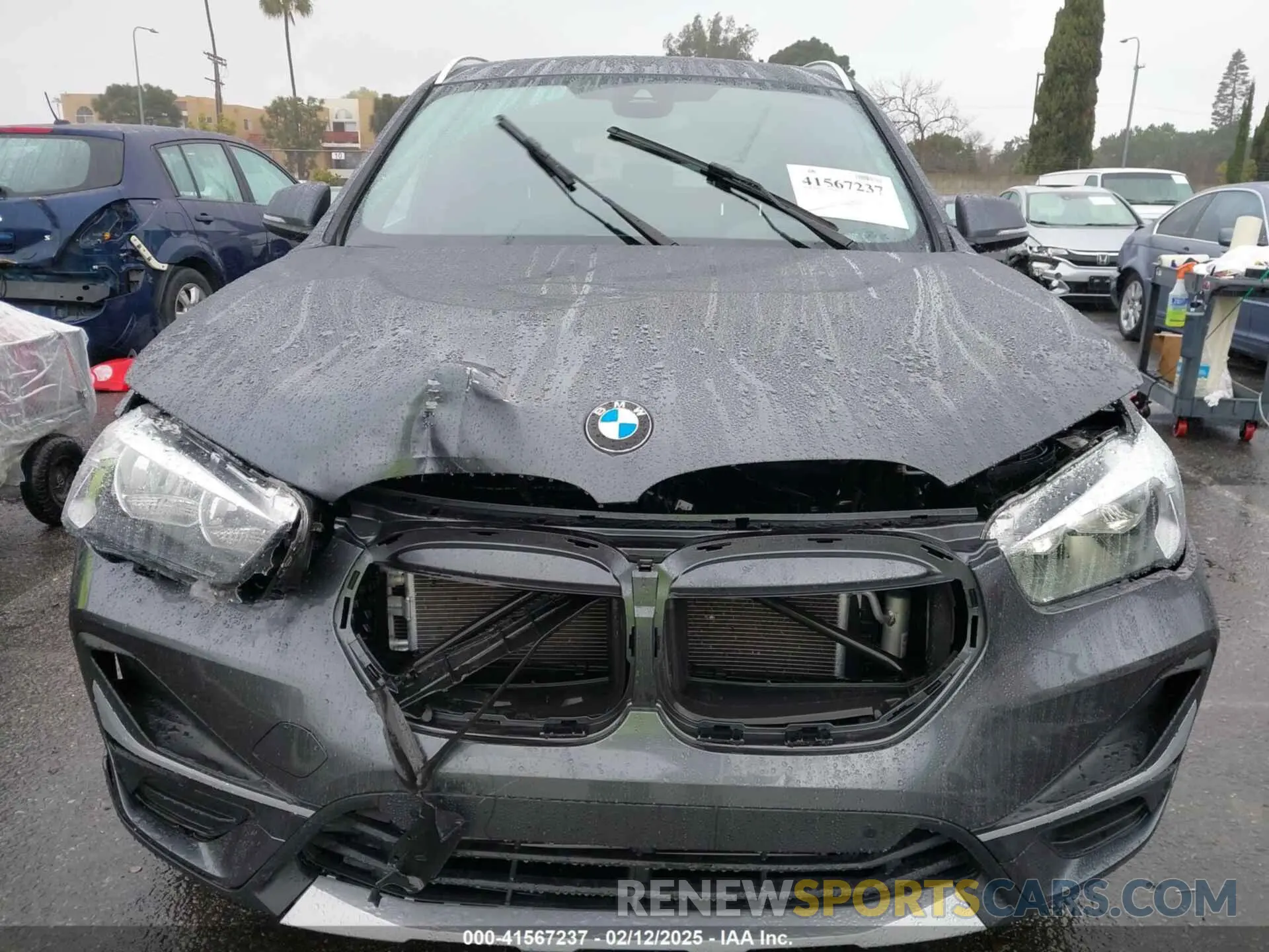 13 Photograph of a damaged car WBXJG7C05L5R44276 BMW X1 2020