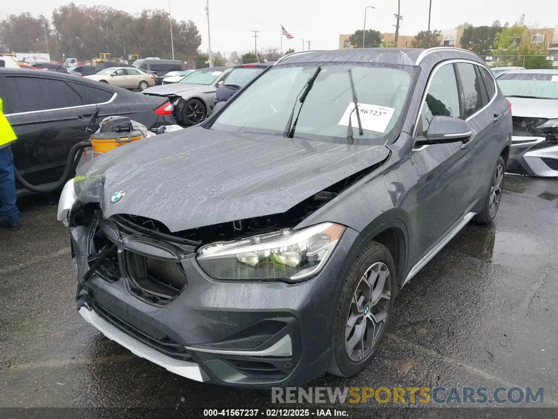 2 Photograph of a damaged car WBXJG7C05L5R44276 BMW X1 2020