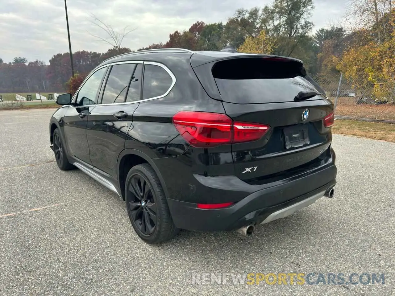 3 Photograph of a damaged car WBXJG7C06L5P30705 BMW X1 2020