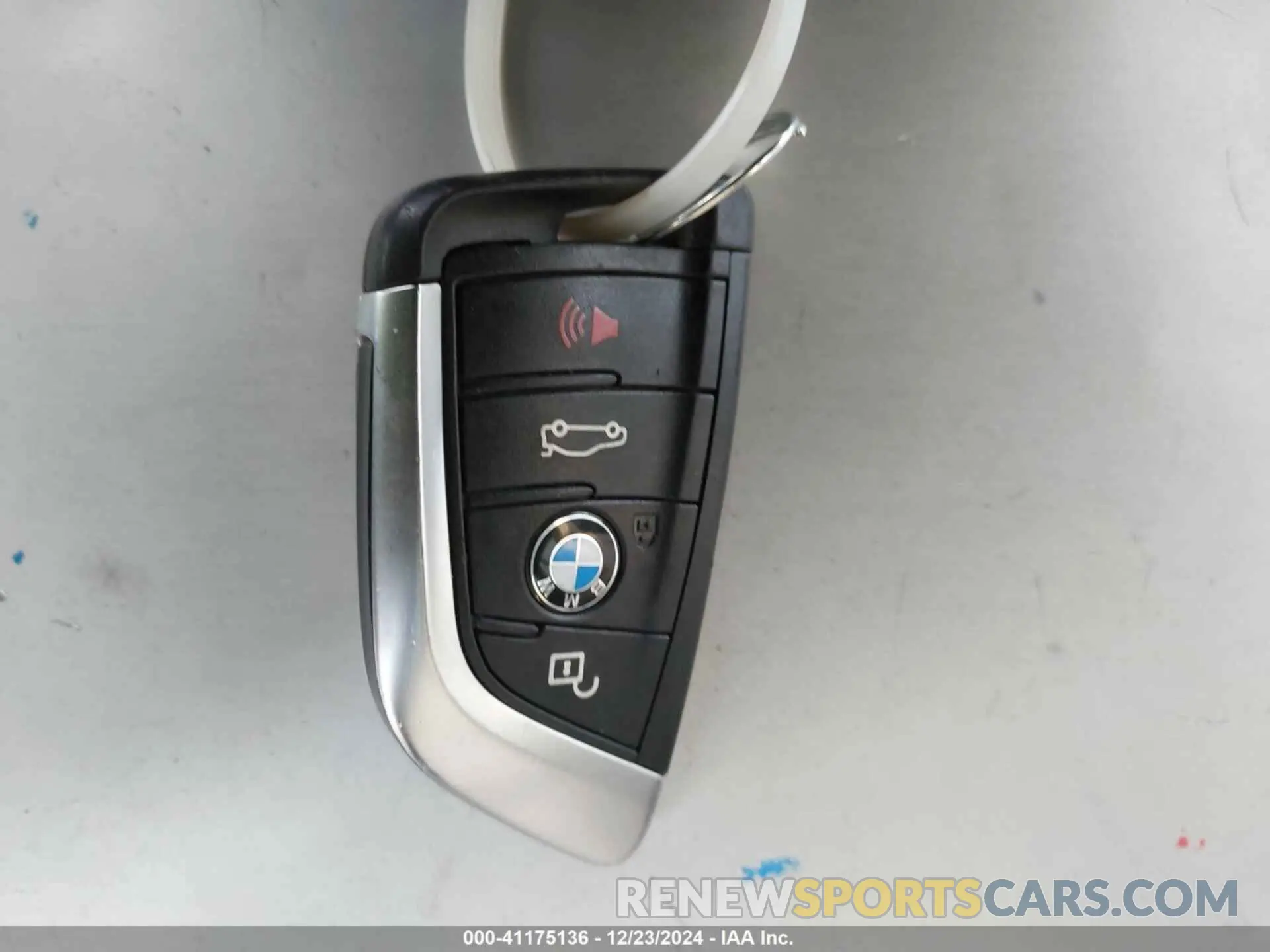 11 Photograph of a damaged car WBXJG7C07L5P25626 BMW X1 2020