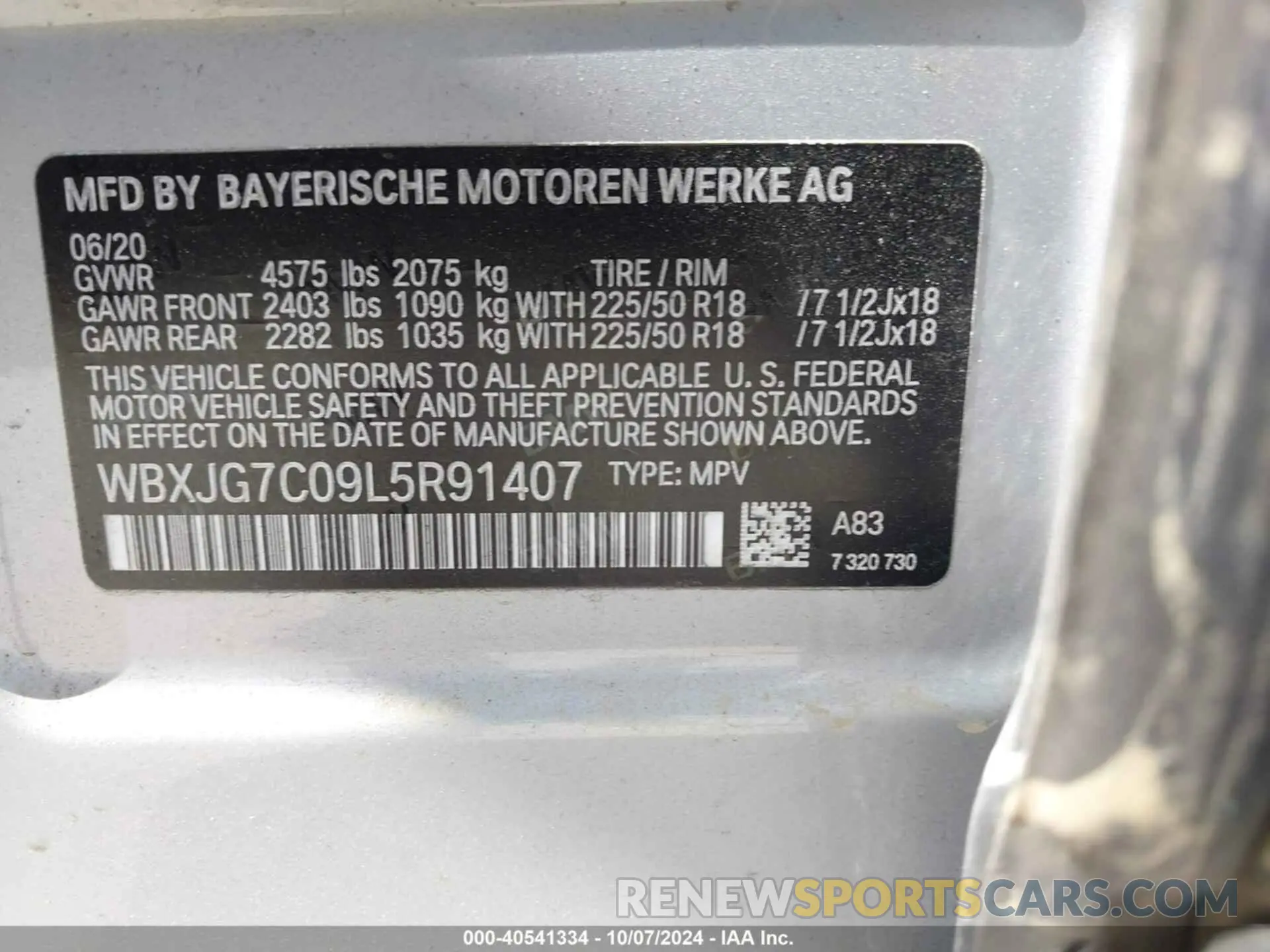 9 Photograph of a damaged car WBXJG7C09L5R91407 BMW X1 2020
