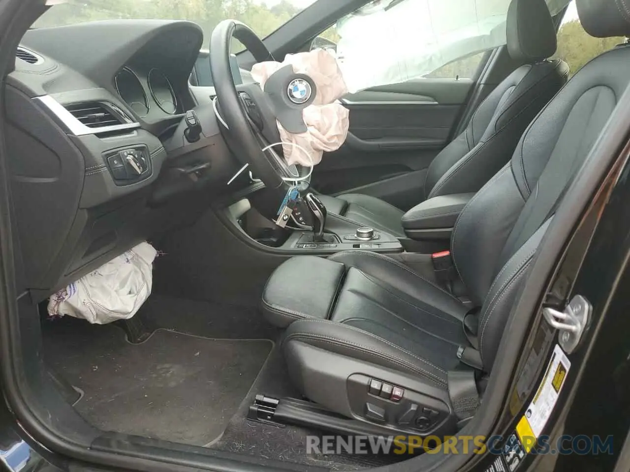 7 Photograph of a damaged car WBXJG9C00L5R41653 BMW X1 2020
